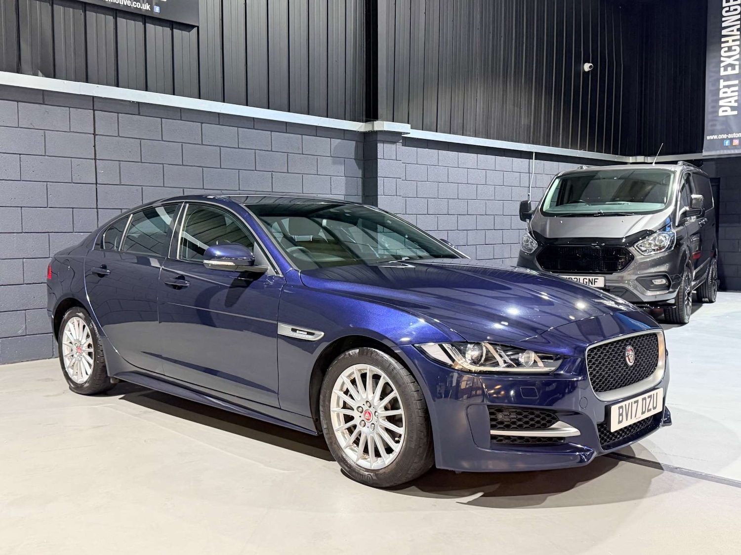 Used Jaguar XE 2017 for sale - 77833279: Photo 3