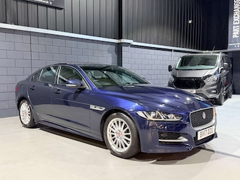Used Jaguar XE 2017 for sale - 77833279: Photo