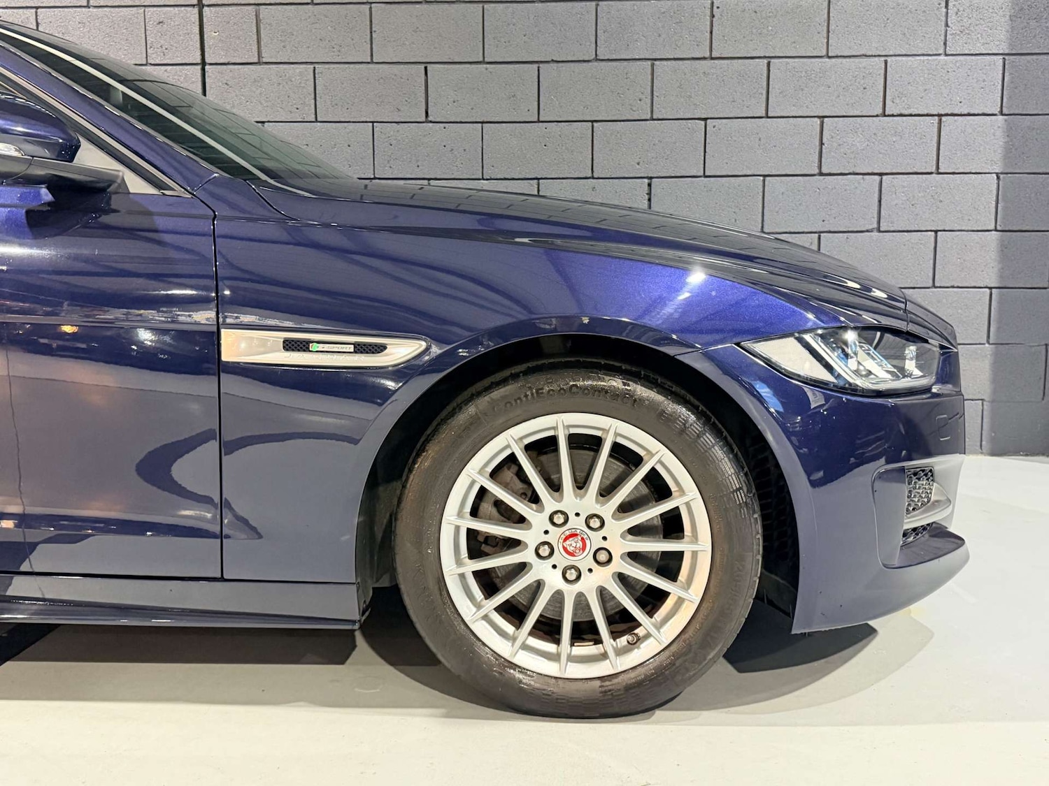 Used Jaguar XE 2017 for sale - 77833279: Photo 47