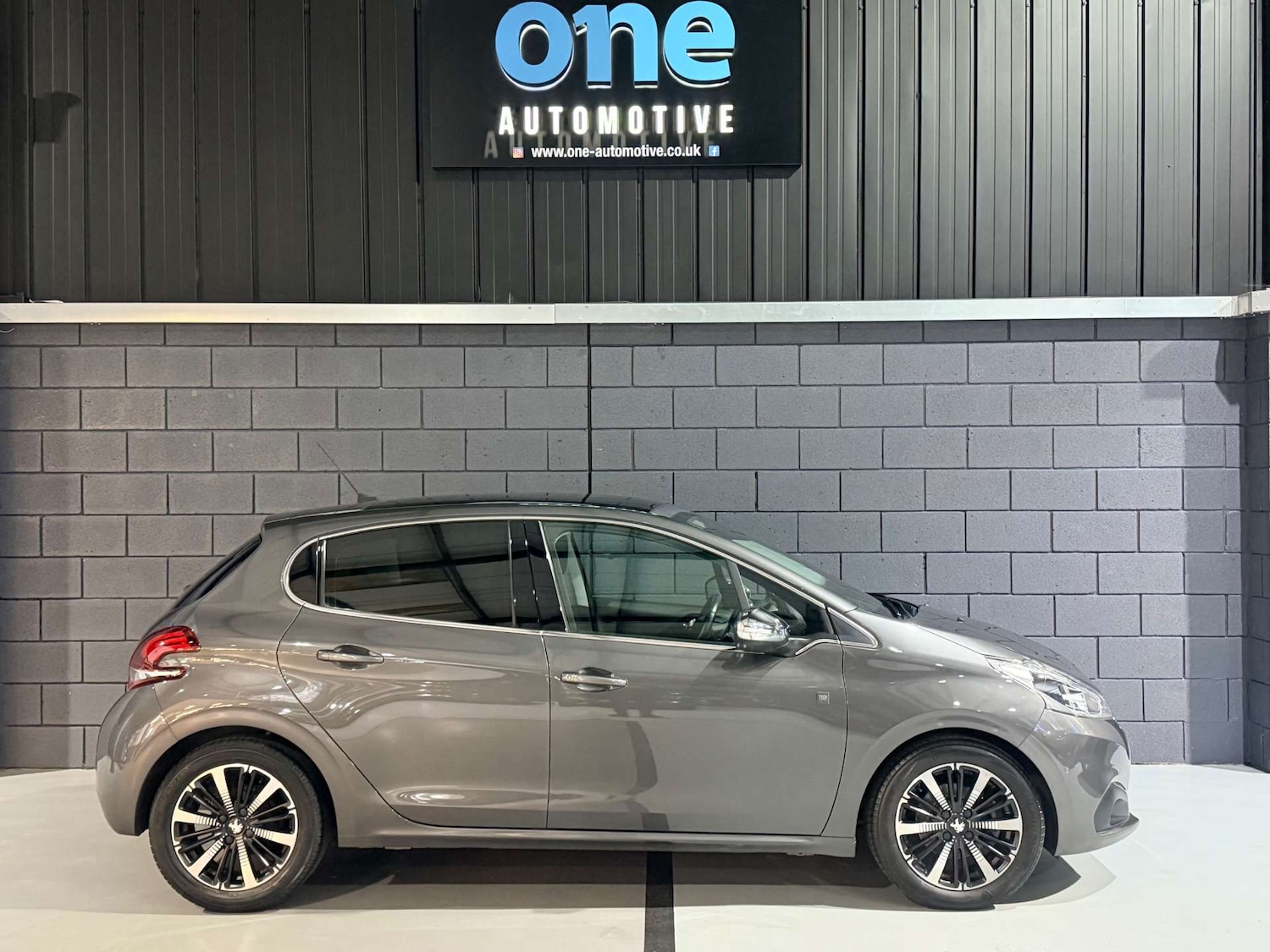 Used Peugeot 208 2019 for sale - 77556750: Photo 3