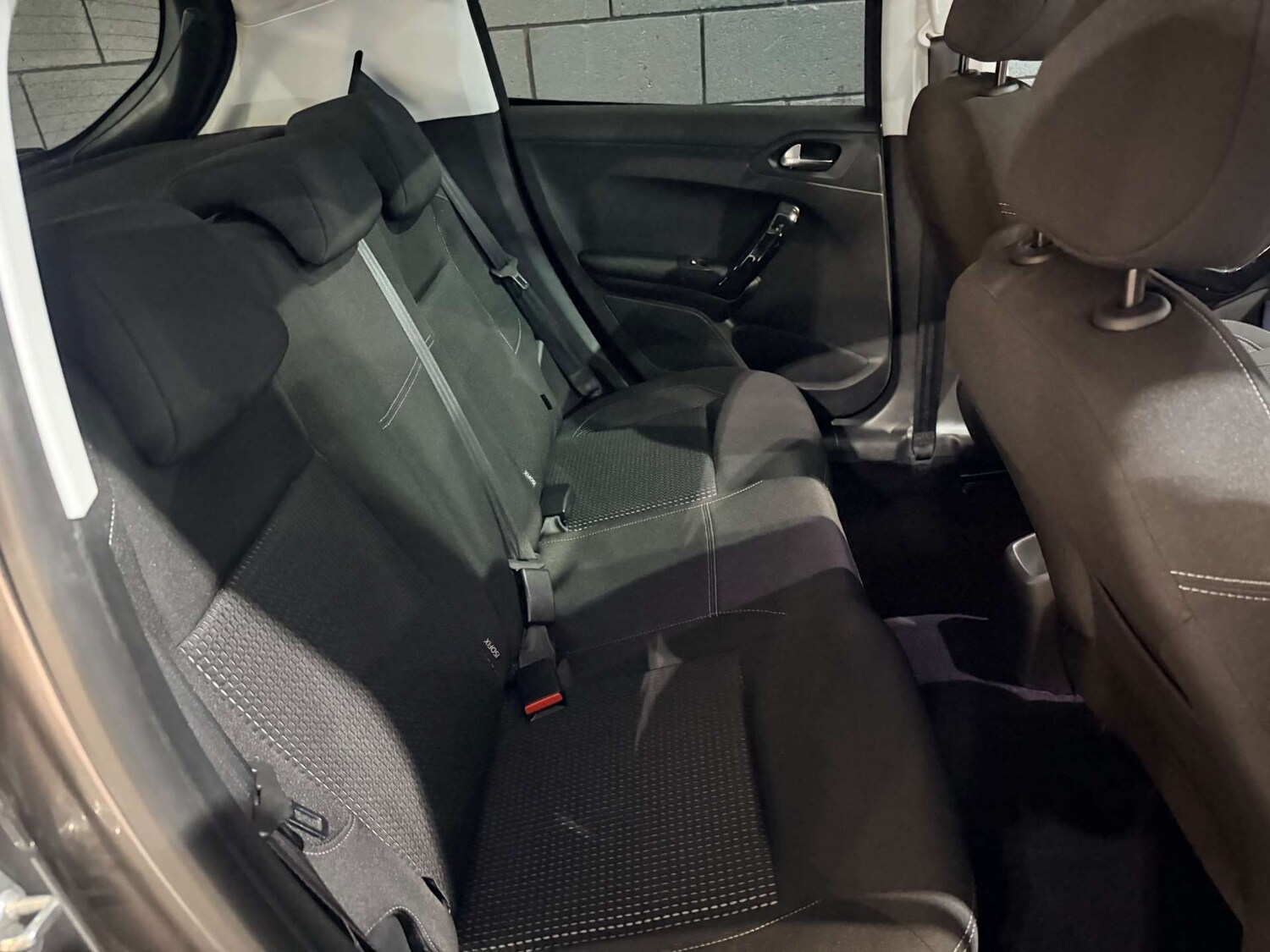 Used Peugeot 208 2019 for sale - 77556750: Photo 36