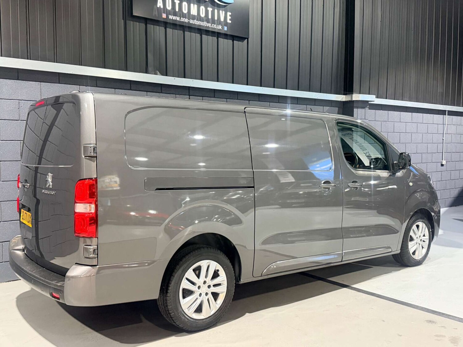 Used Peugeot Expert 2021 for sale - 77720557: Photo 31