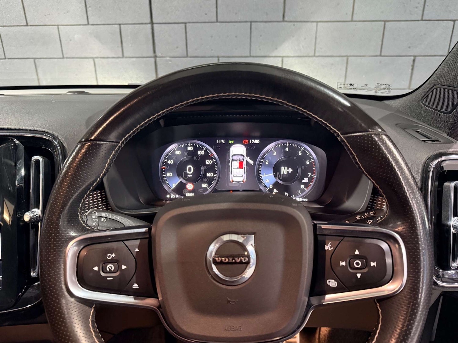 Used Volvo XC40 2020 for sale - 78038603: Photo 12