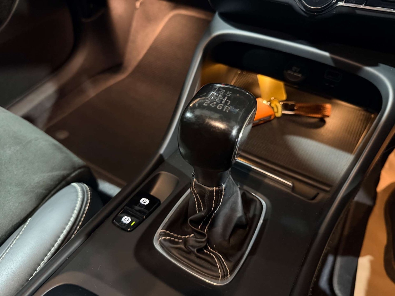 Used Volvo XC40 2020 for sale - 78038603: Photo 17