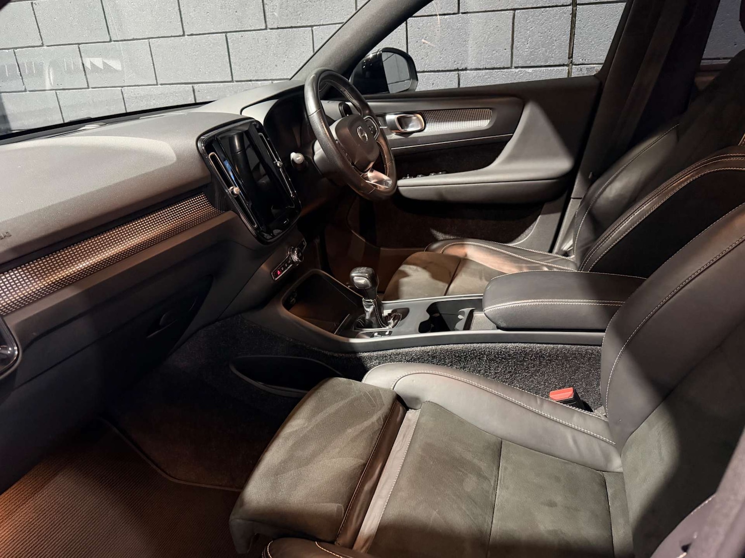 Used Volvo XC40 2020 for sale - 78038603: Photo 33