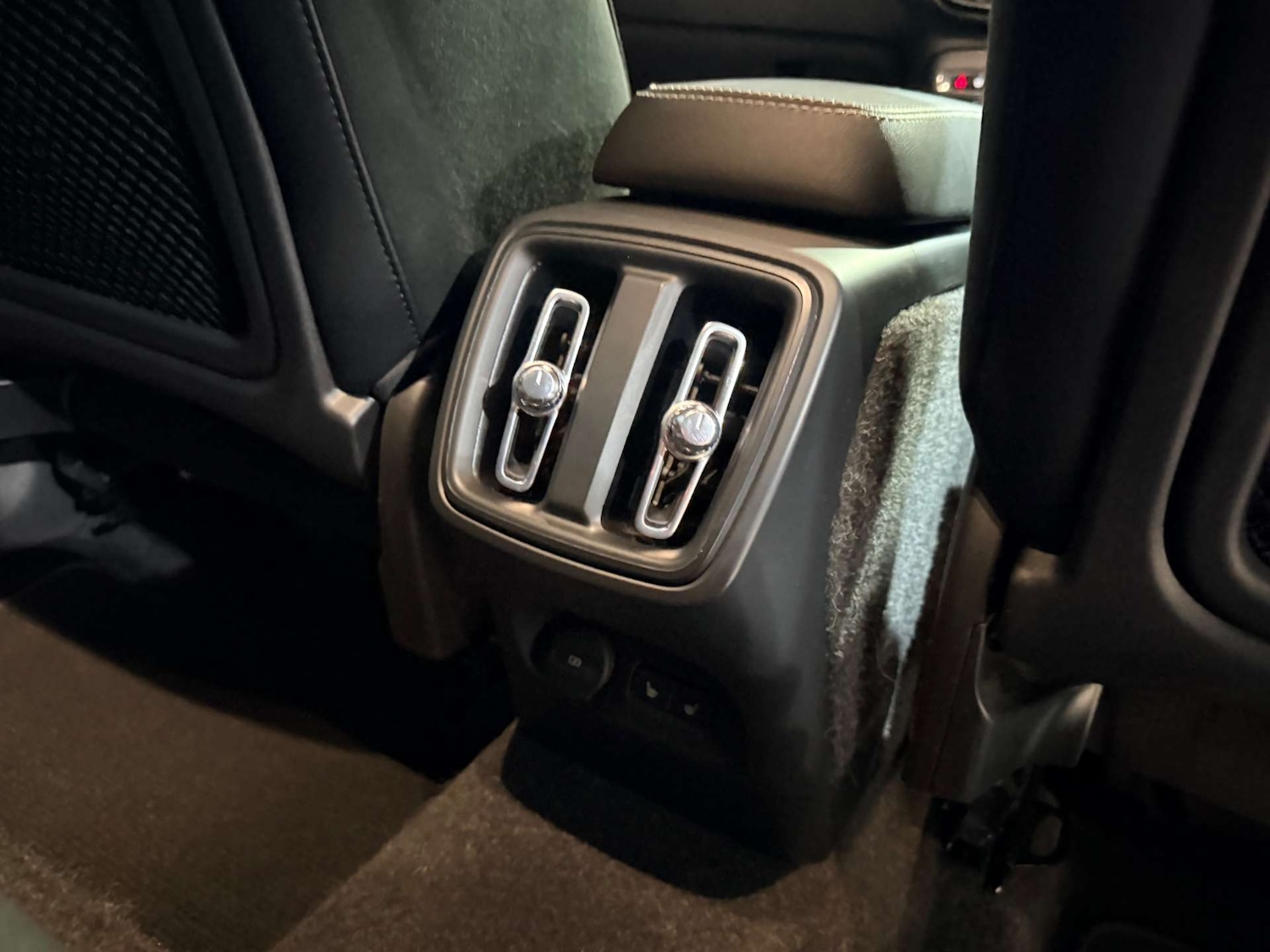 Used Volvo XC40 2020 for sale - 78038603: Photo 50