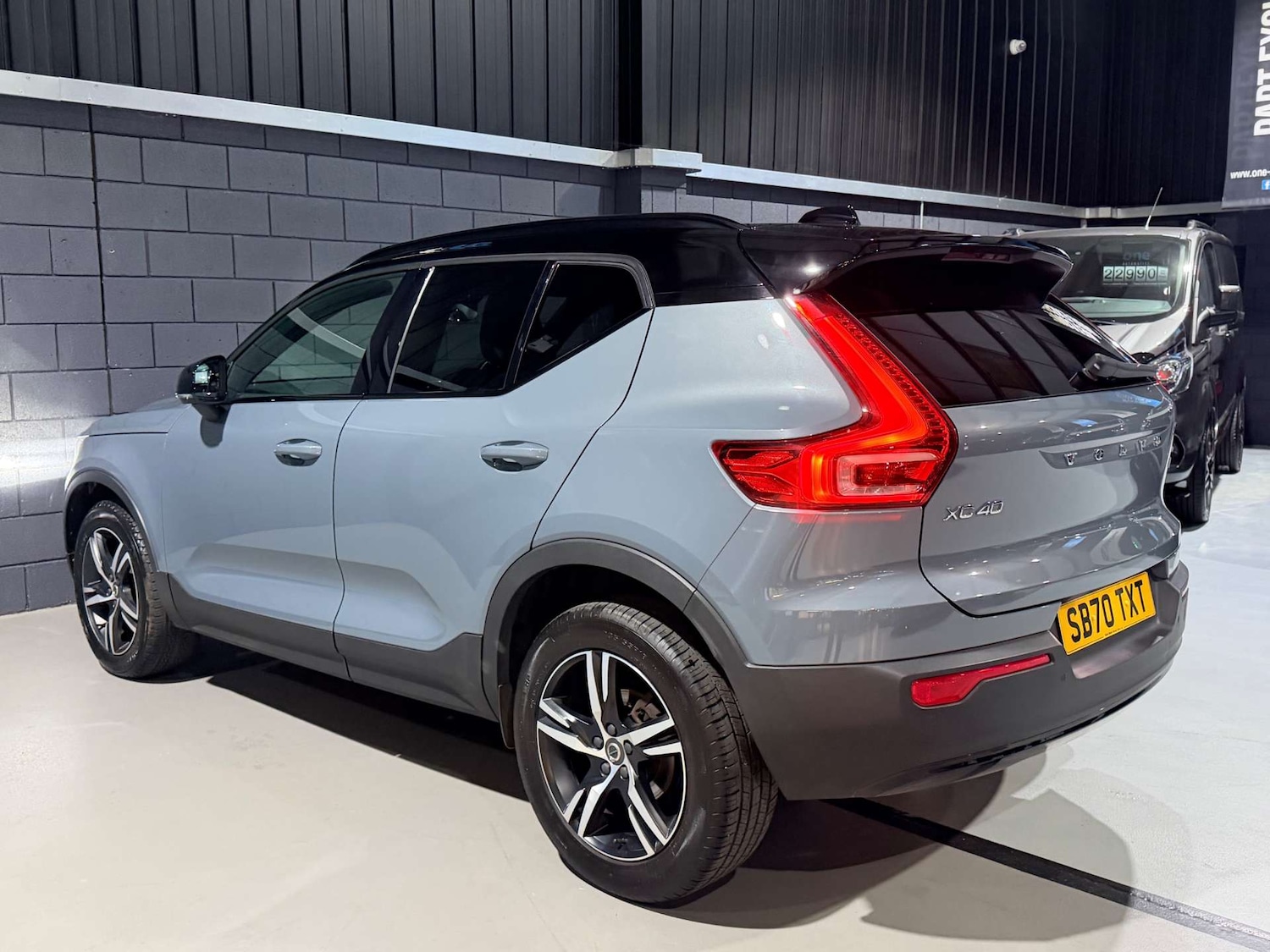 Used Volvo XC40 2020 for sale - 78038603: Photo 6
