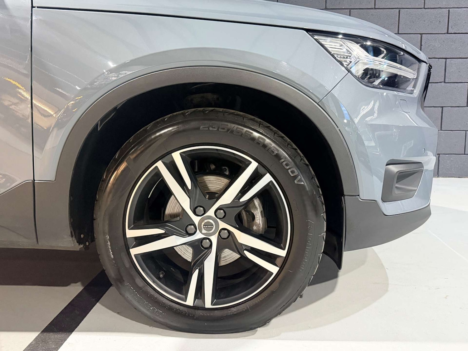 Used Volvo XC40 2020 for sale - 78038603: Photo 65