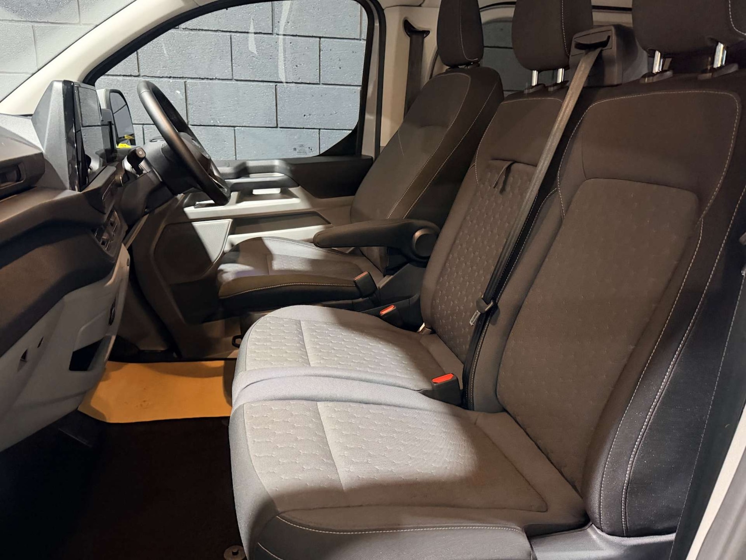 Used Ford Transit Custom 2025 for sale - 77937299: Photo 32