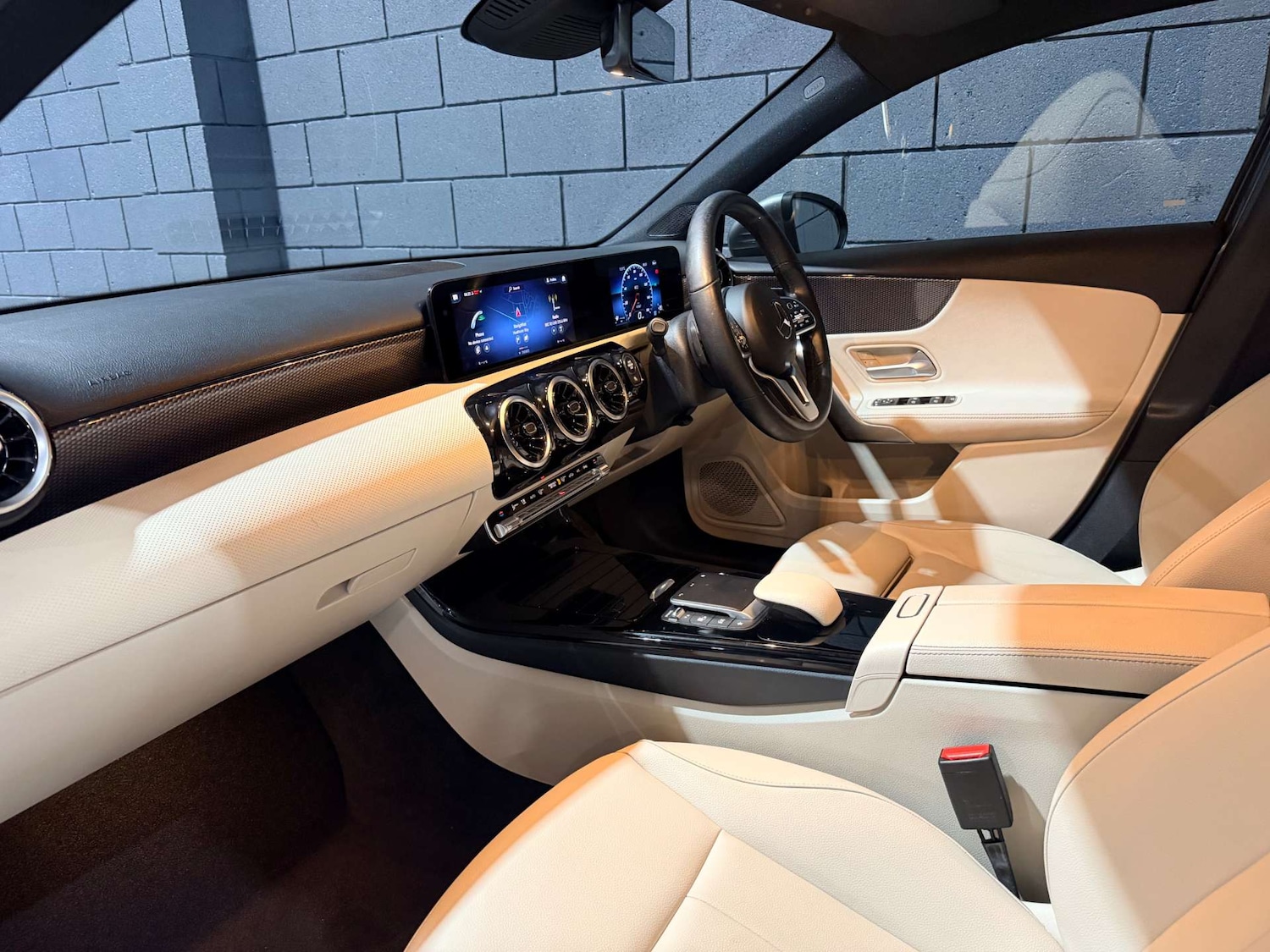 Used Mercedes-Benz A-Class 2021 for sale - 77676624: Photo 2