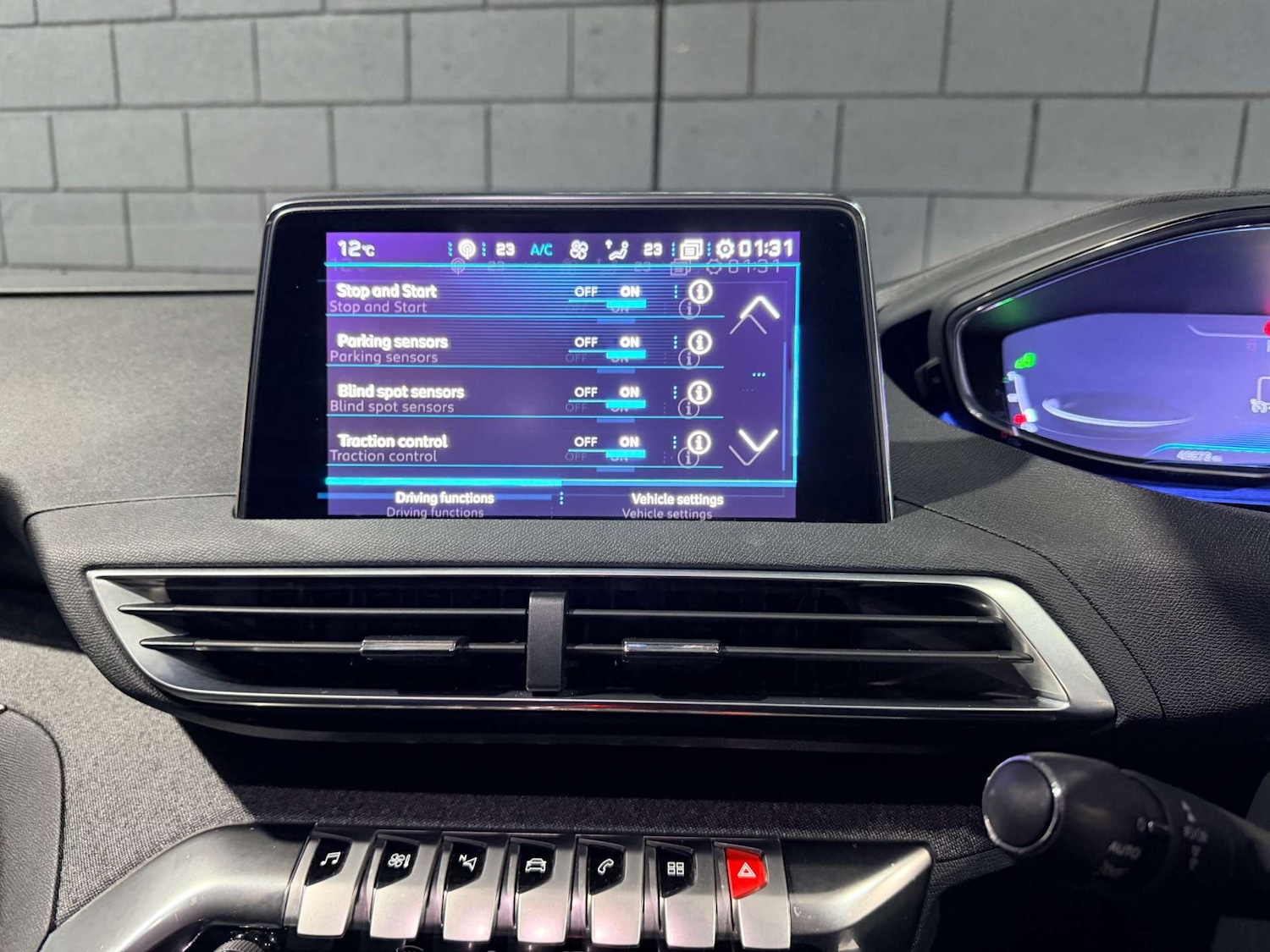 Used Peugeot 3008 2017 for sale - 77833272: Photo 15