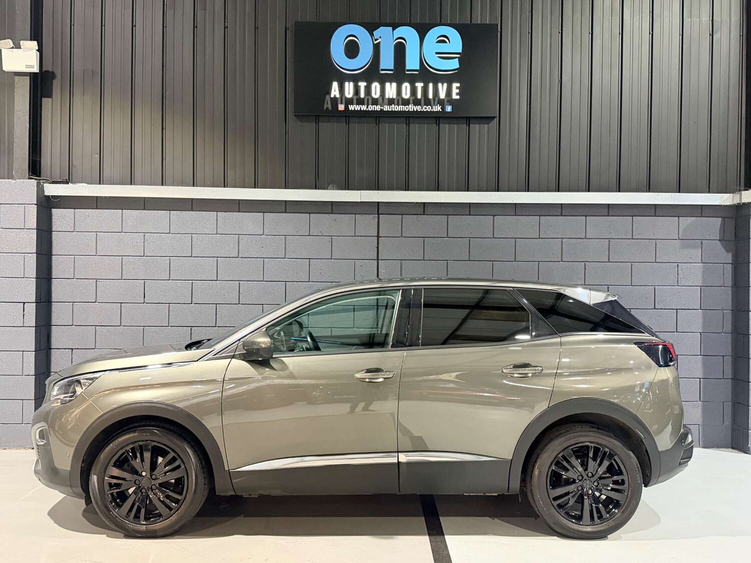 Used Peugeot 3008 2017 for sale - 77833272: Photo 23