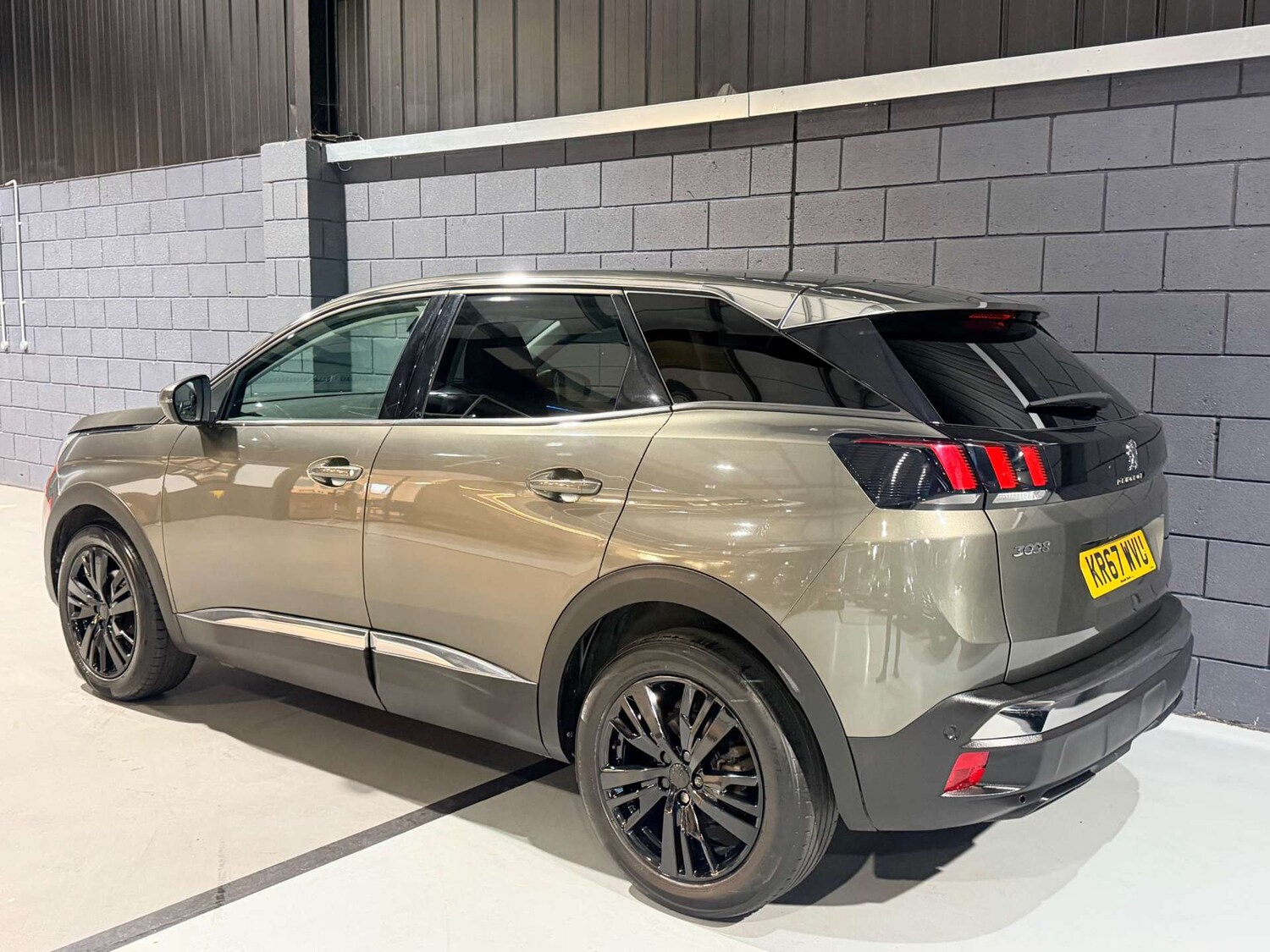 Used Peugeot 3008 2017 for sale - 77833272: Photo 24