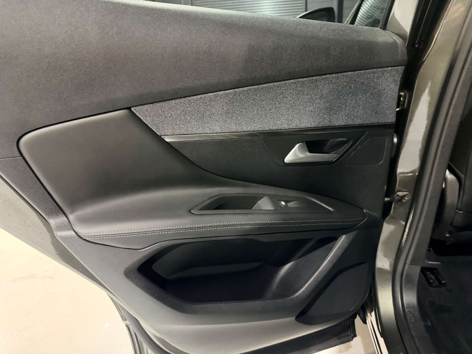 Used Peugeot 3008 2017 for sale - 77833272: Photo 26