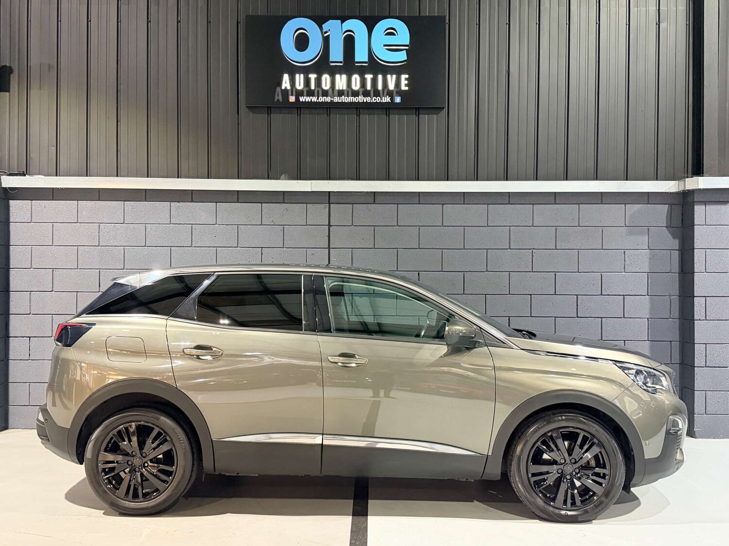 Used Peugeot 3008 2017 for sale - 77833272: Photo 40