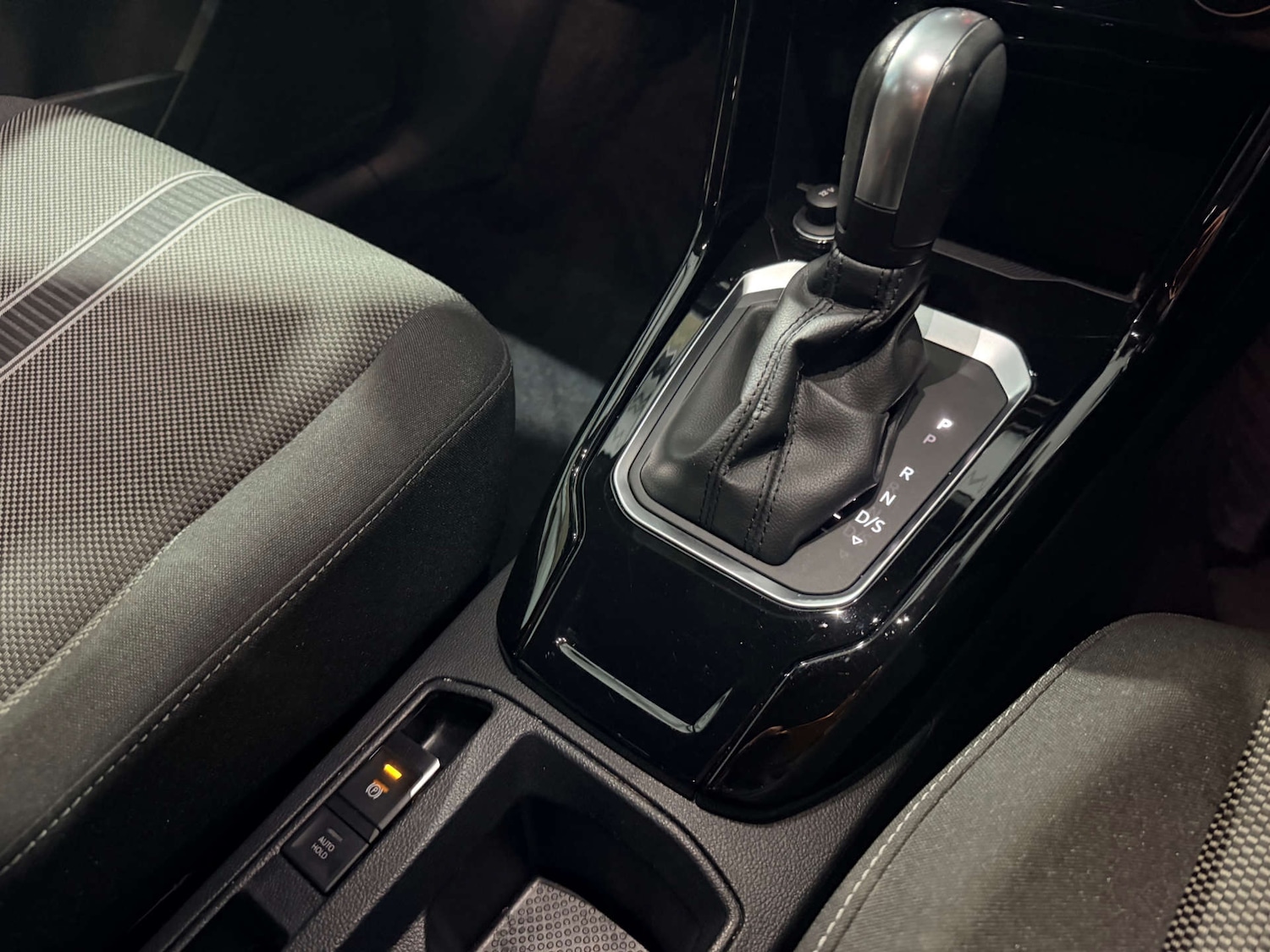 Used Volkswagen T-Roc 2021 for sale - 78131931: Photo 29