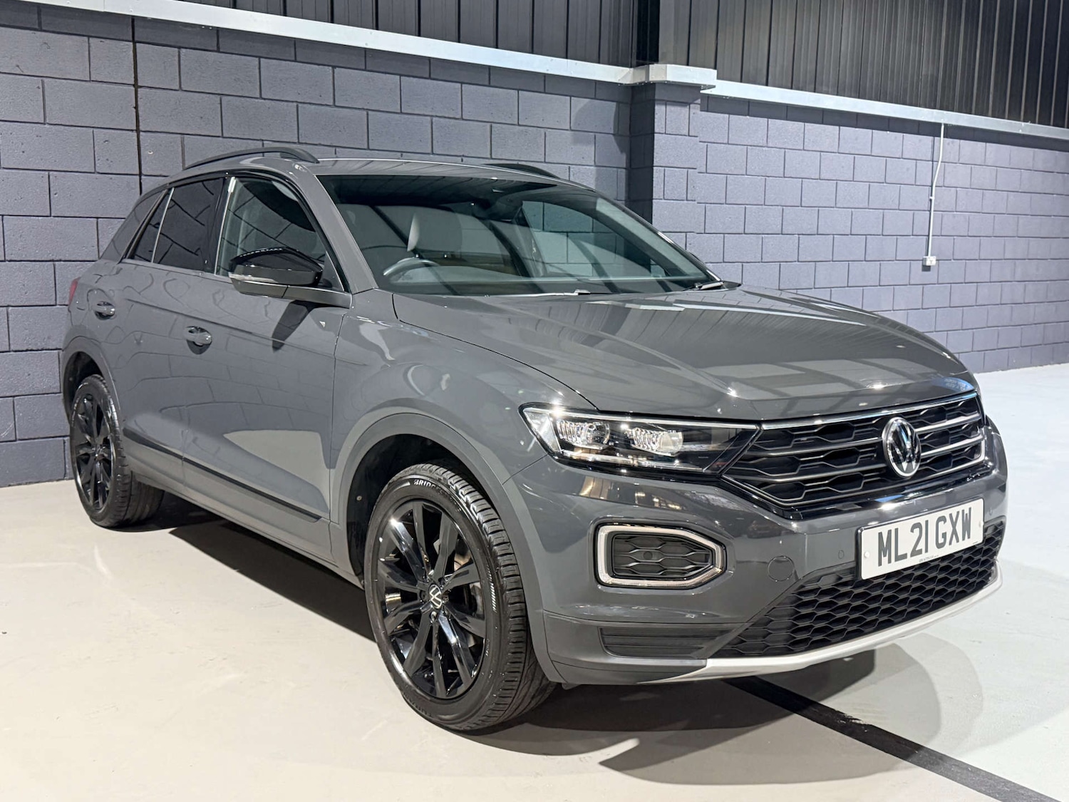 Used Volkswagen T-Roc 2021 for sale - 78131931: Photo 4