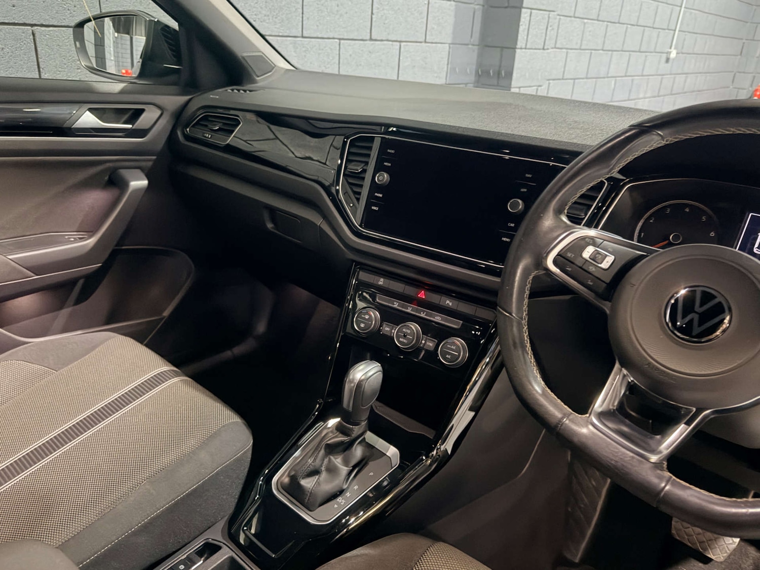 Used Volkswagen T-Roc 2021 for sale - 78131931: Photo 43