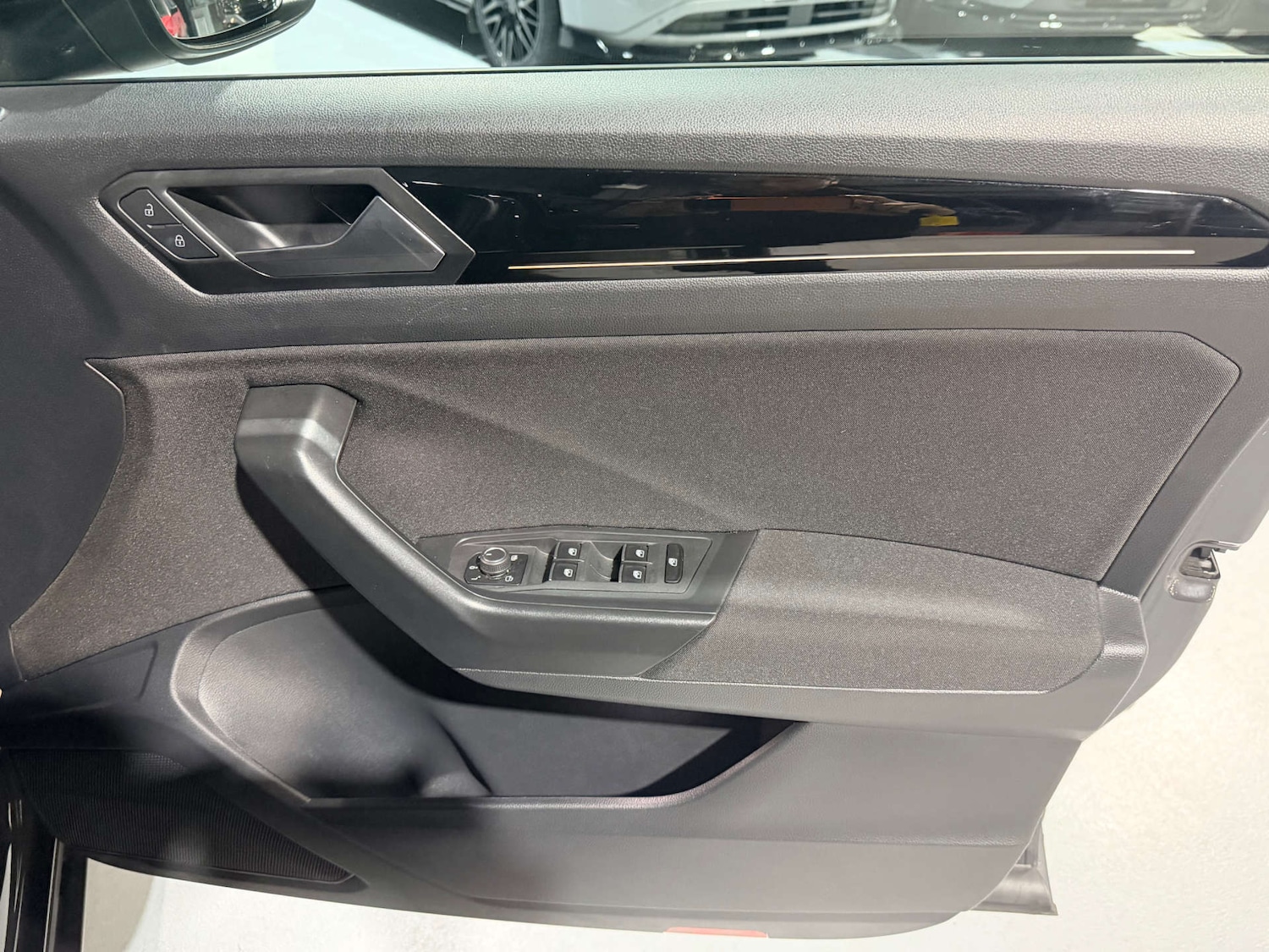 Used Volkswagen T-Roc 2021 for sale - 78131931: Photo 44