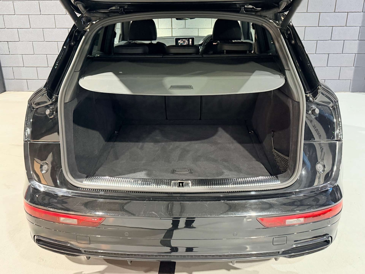 Used Audi Q5 2019 for sale - 77984300: Photo 17