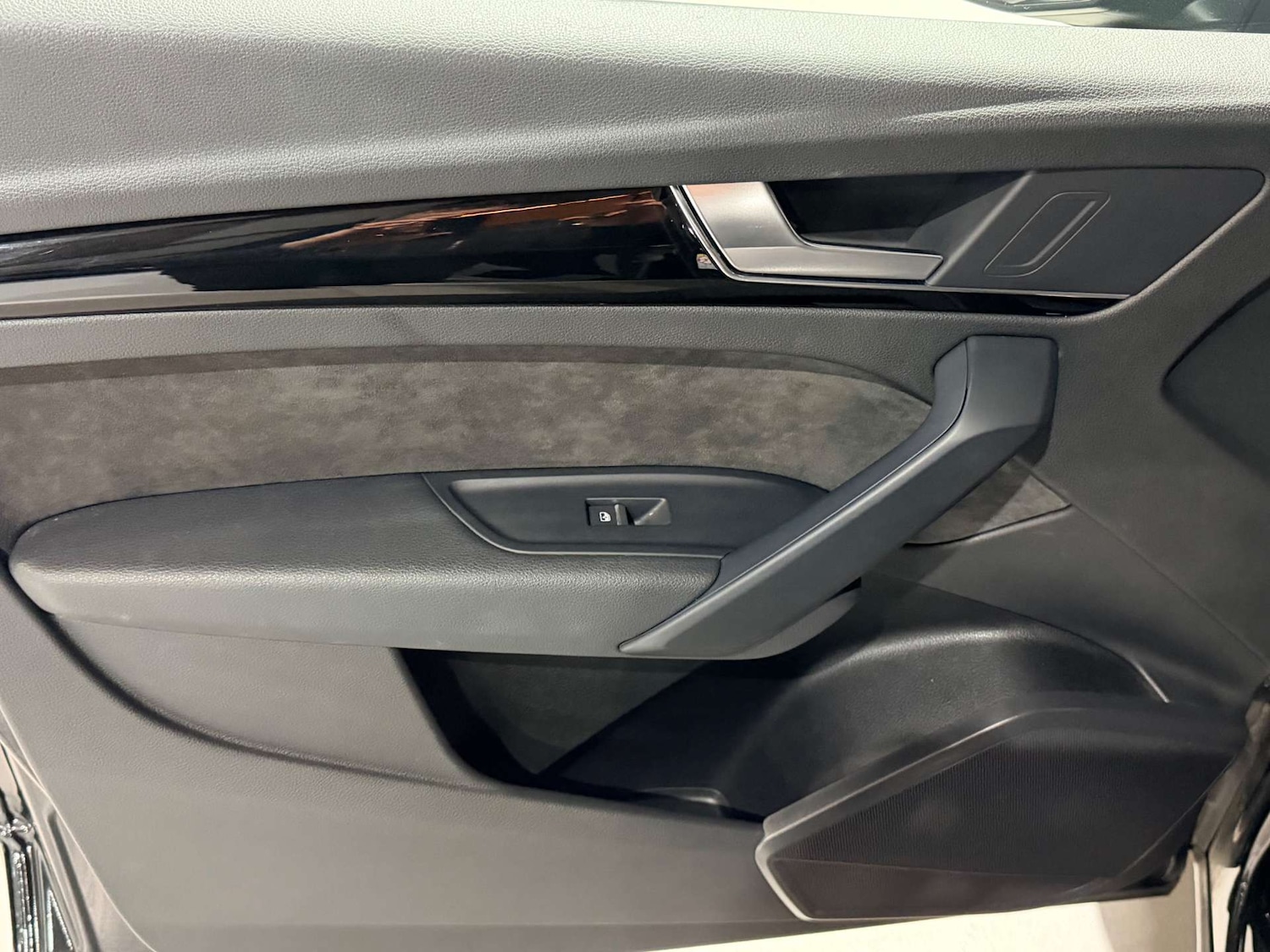 Used Audi Q5 2019 for sale - 77984300: Photo 31