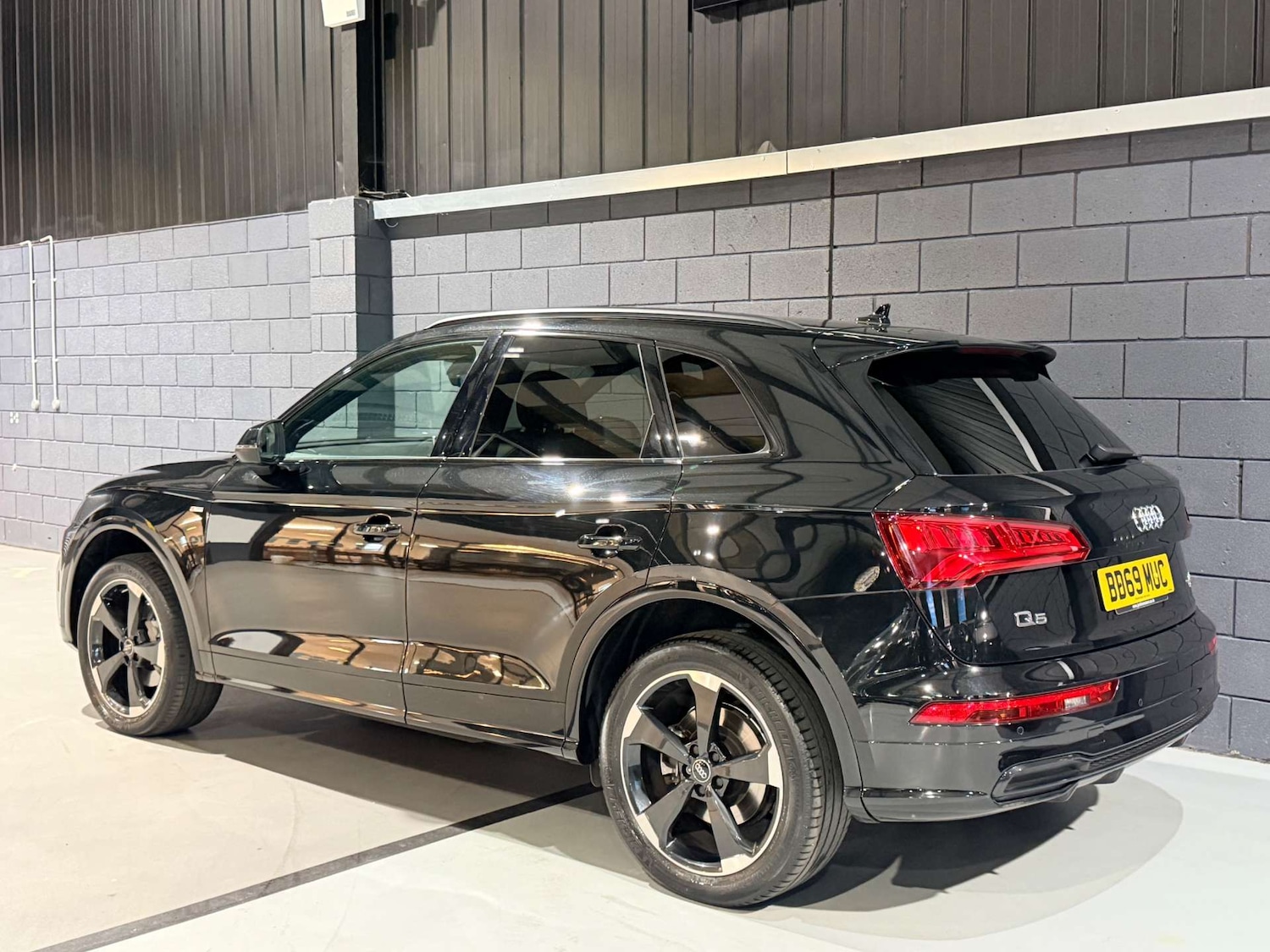Used Audi Q5 2019 for sale - 77984300: Photo 37