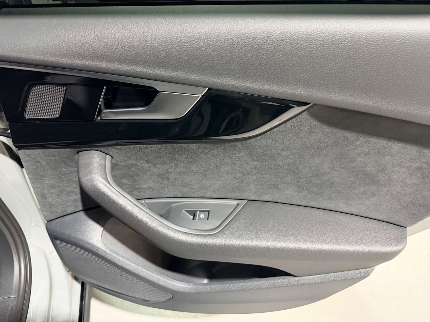 Used Audi A4 2022 for sale - 78108378: Photo 38