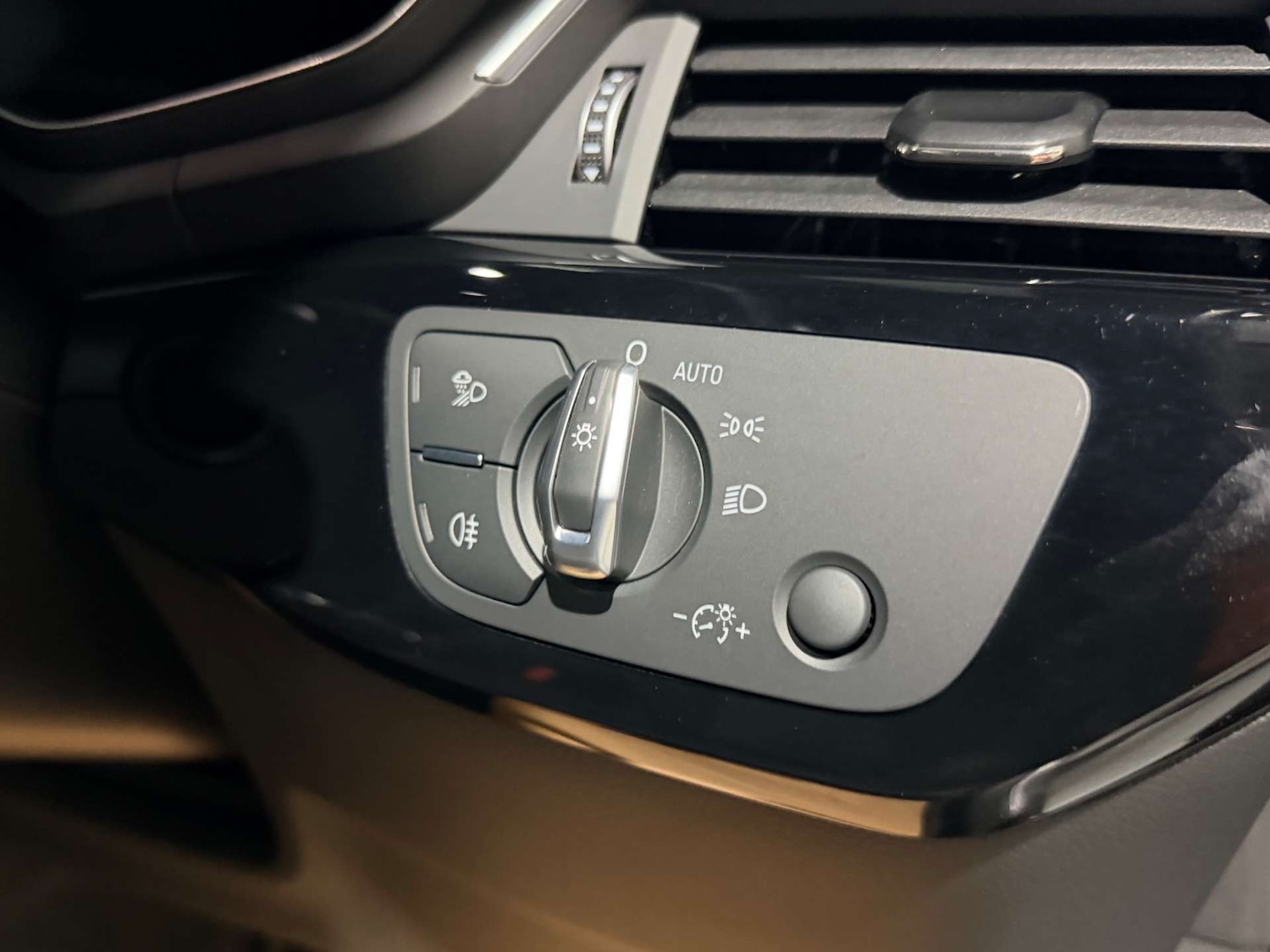 Used Audi A4 2022 for sale - 78108378: Photo 42