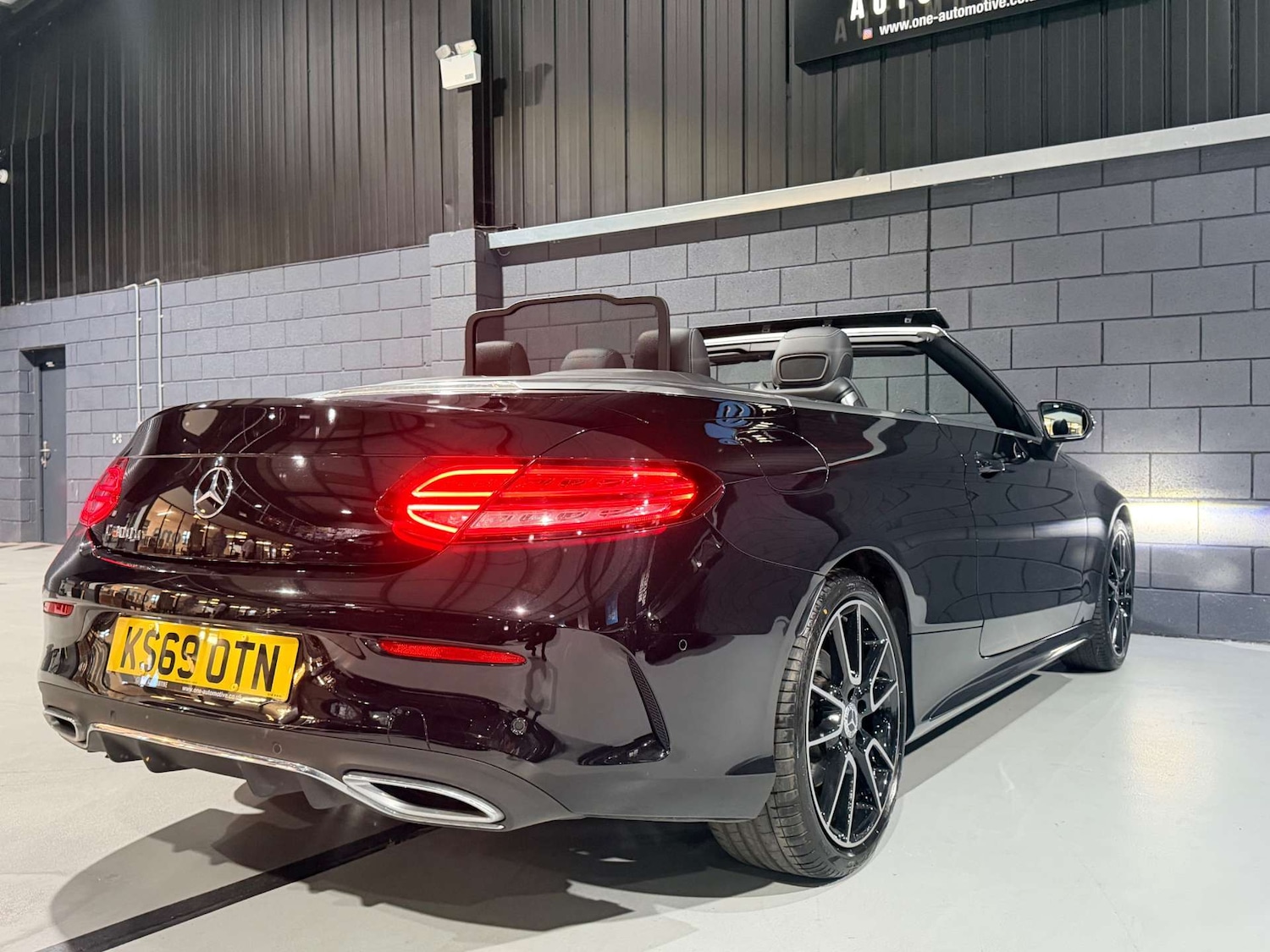 Used Mercedes-Benz C Class 2020 for sale - 78018648: Photo 14