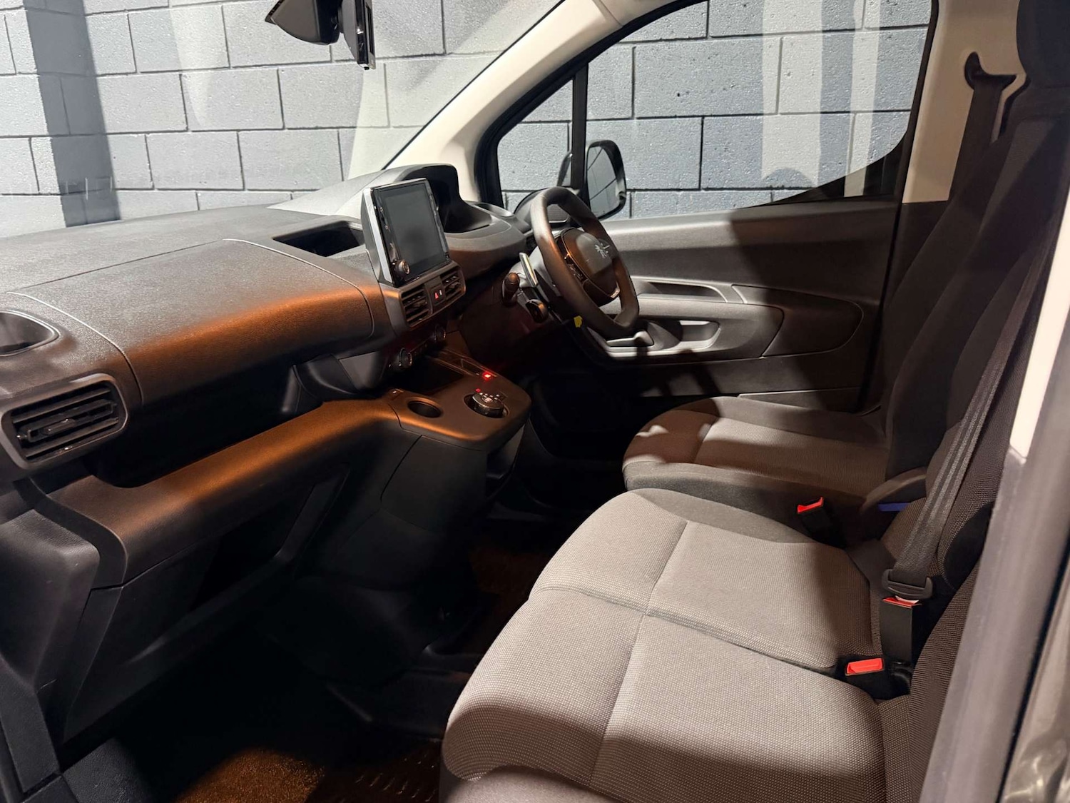 Used Peugeot Partner 2021 for sale - 77643211: Photo 32