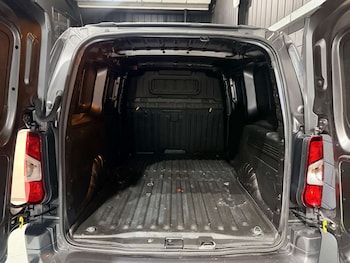 Used Peugeot Partner 2021 for sale - 77643211: Photo