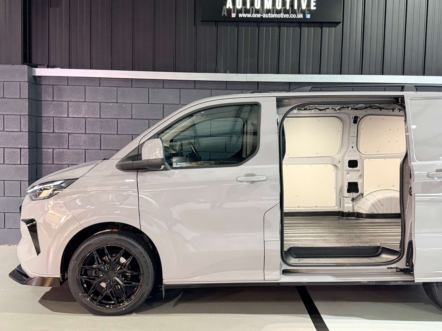 Used Ford Transit Custom 2024 for sale - 77544989: Photo 39