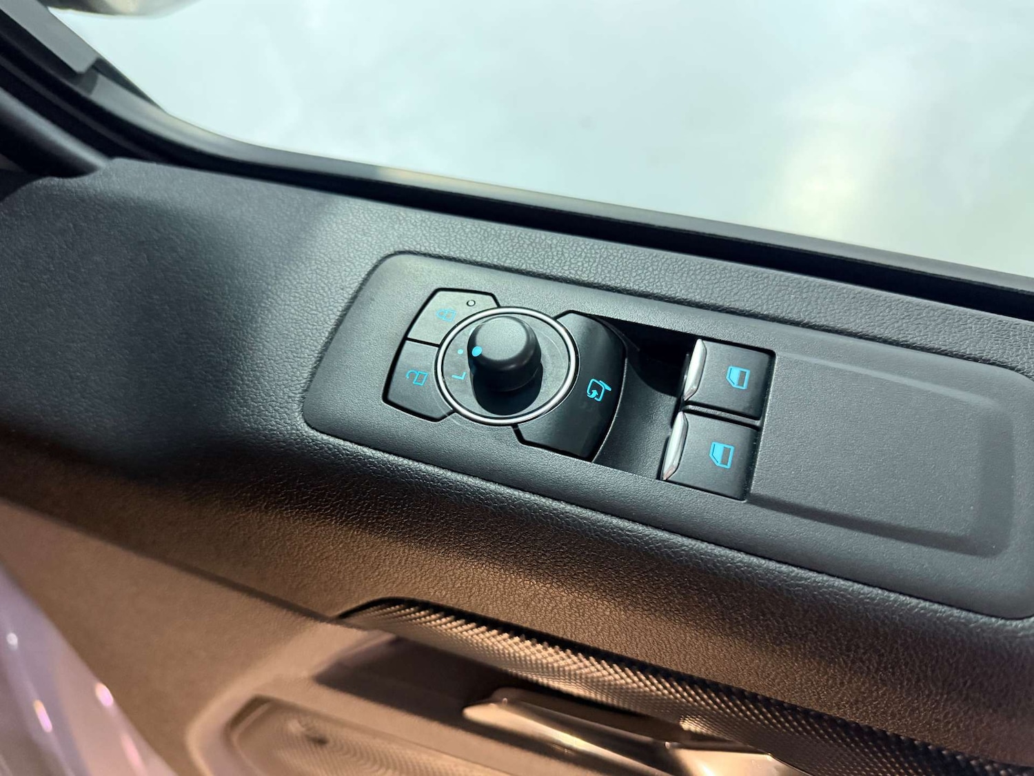 Used Ford Transit Custom 2024 for sale - 77544989: Photo 47