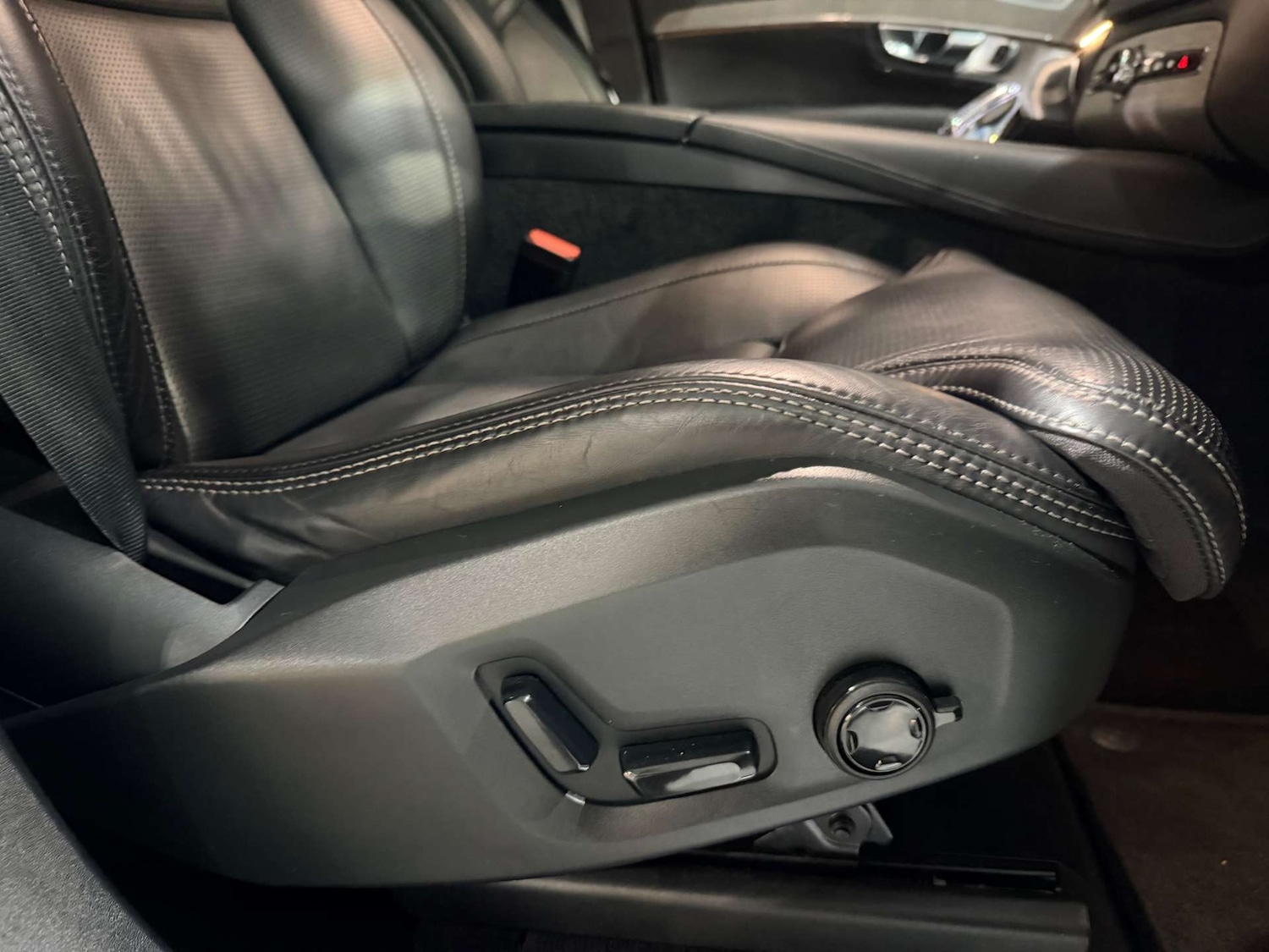 Used Volvo XC90 2023 for sale - 78179669: Photo 88