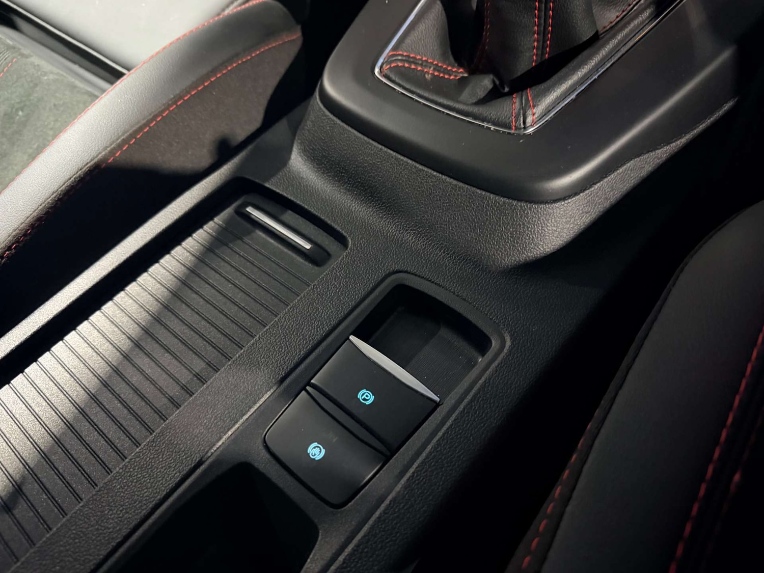 Used Ford Kuga 2025 for sale - 77953292: Photo 25