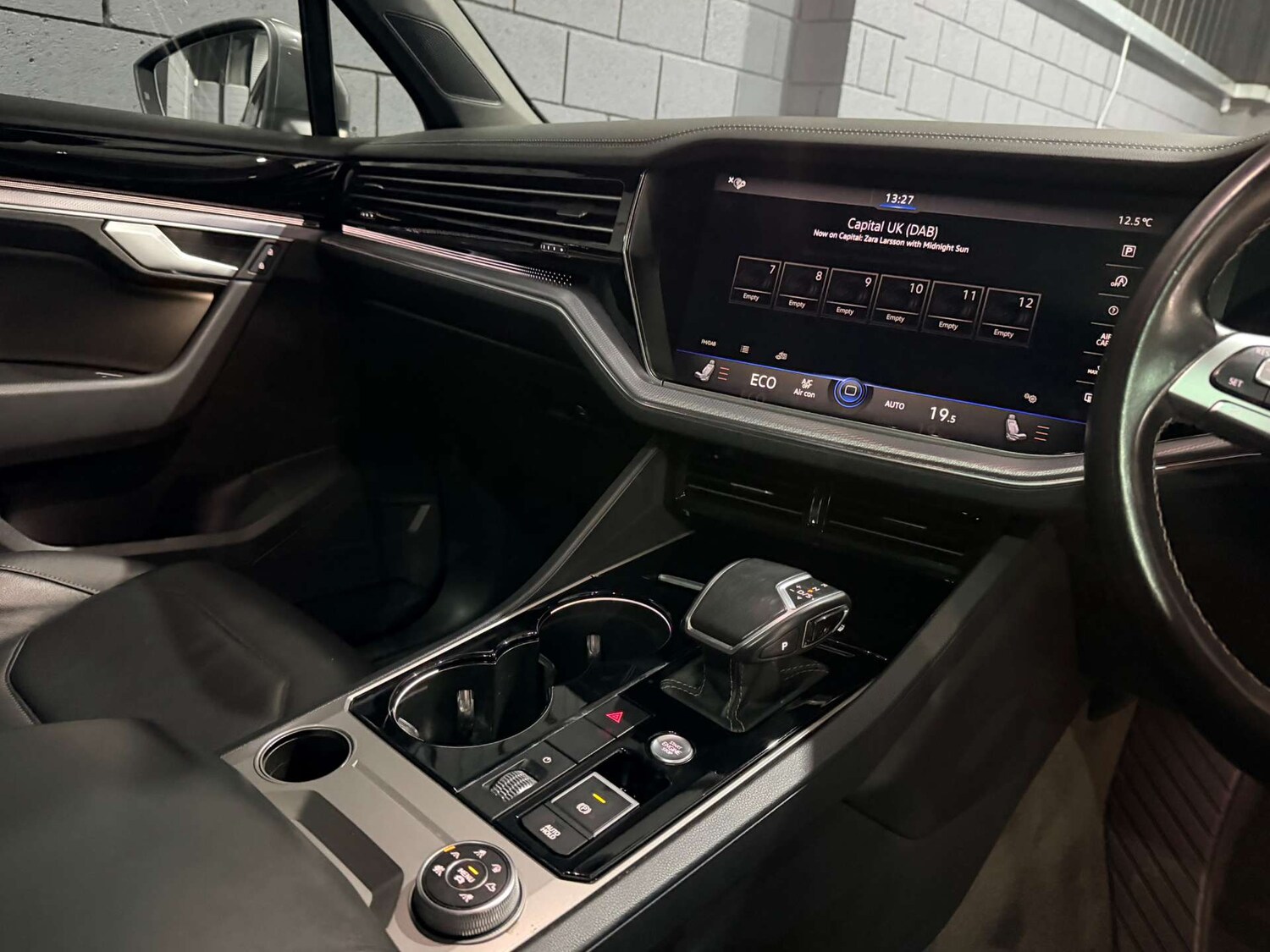 Used Volkswagen Touareg 2019 for sale - 77678679: Photo 21