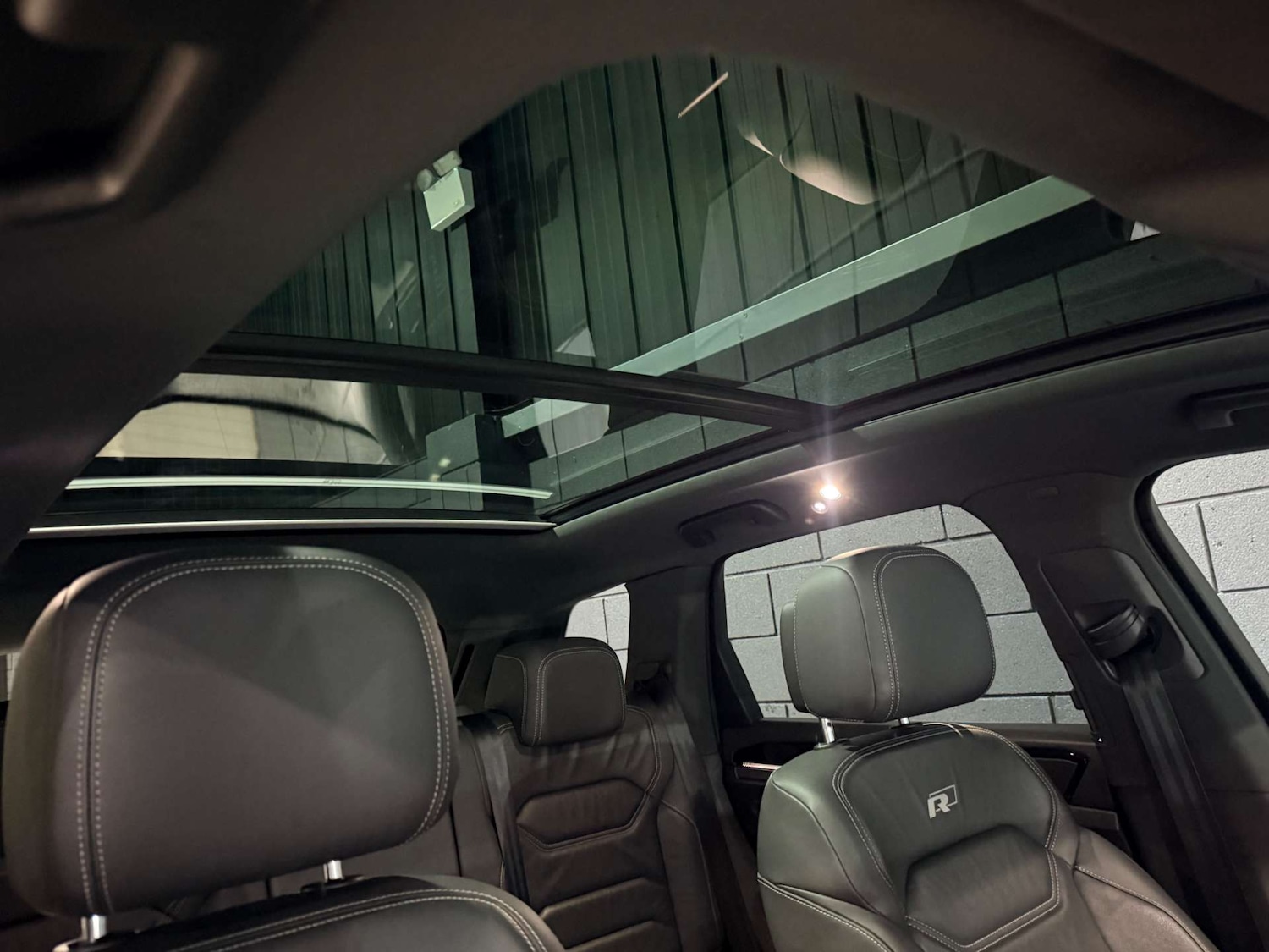 Used Volkswagen Touareg 2019 for sale - 77678679: Photo 24