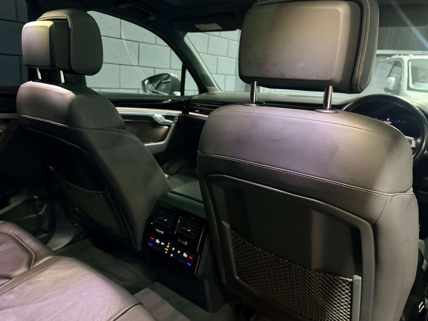 Used Volkswagen Touareg 2019 for sale - 77678679: Photo 28