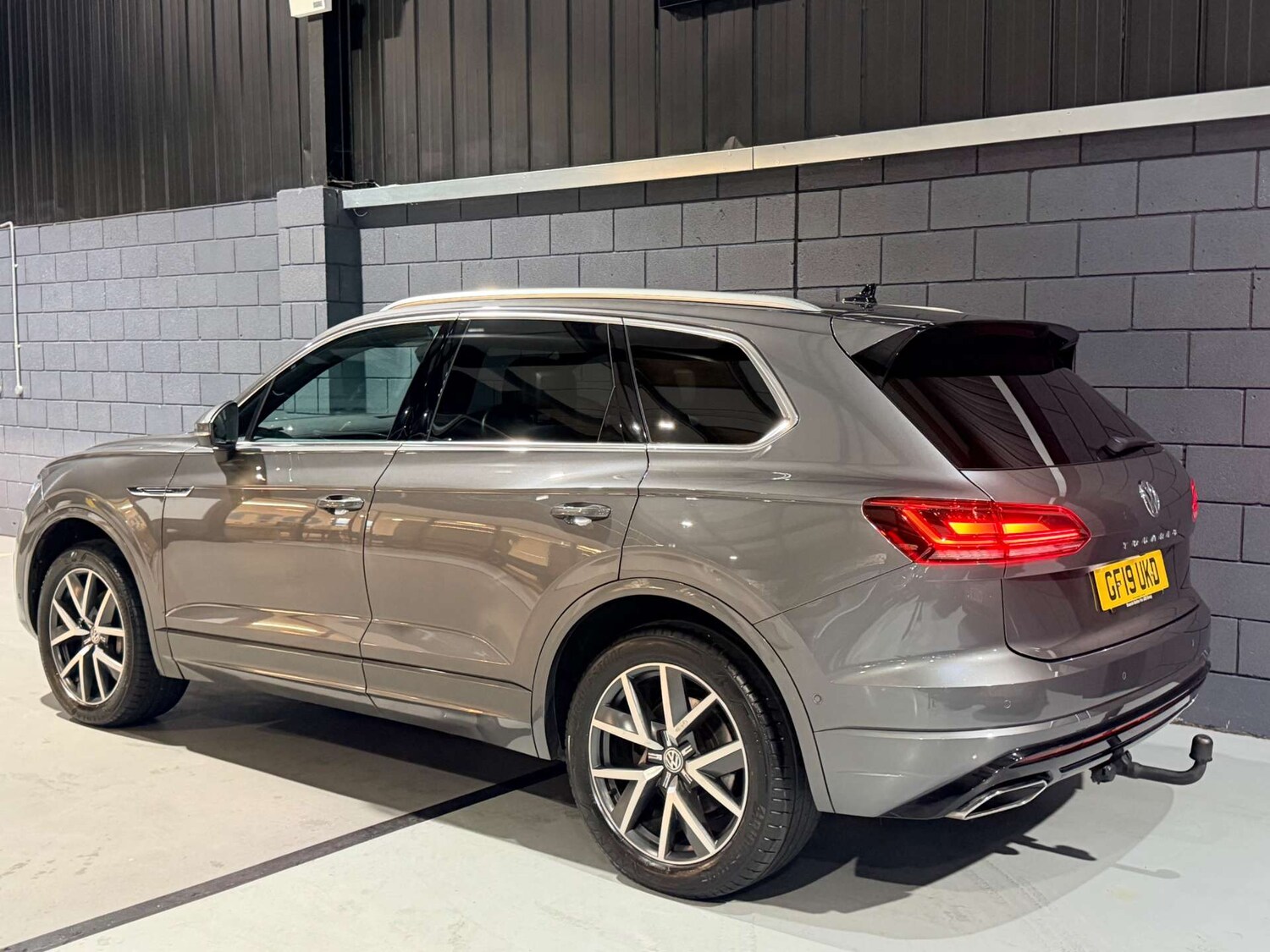 Used Volkswagen Touareg 2019 for sale - 77678679: Photo 48