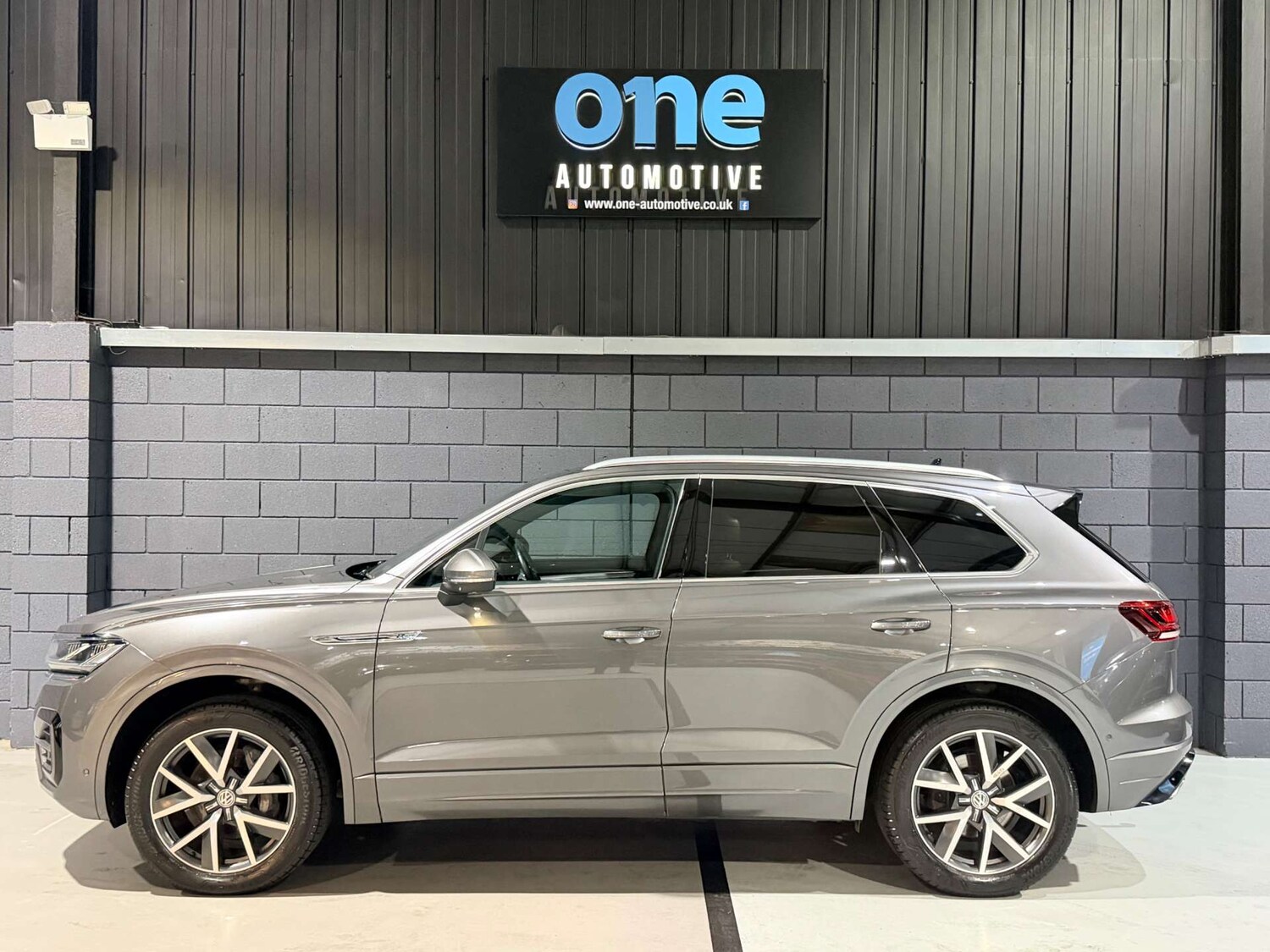 Used Volkswagen Touareg 2019 for sale - 77678679: Photo 49