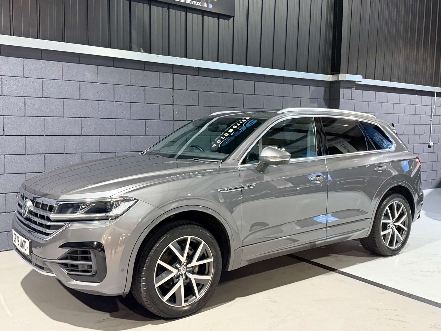 Used Volkswagen Touareg 2019 for sale - 77678679: Photo 51