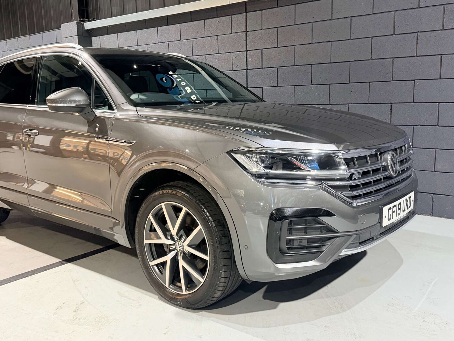 Used Volkswagen Touareg 2019 for sale - 77678679: Photo 6