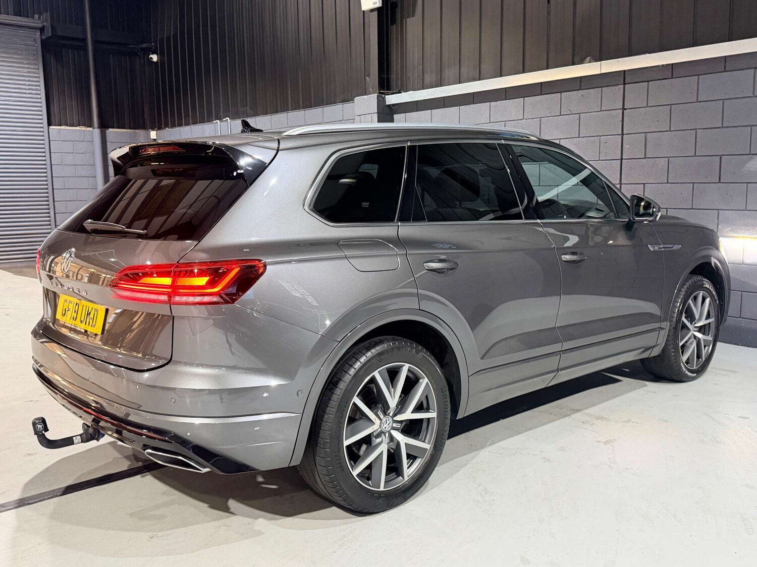 Used Volkswagen Touareg 2019 for sale - 77678679: Photo 69