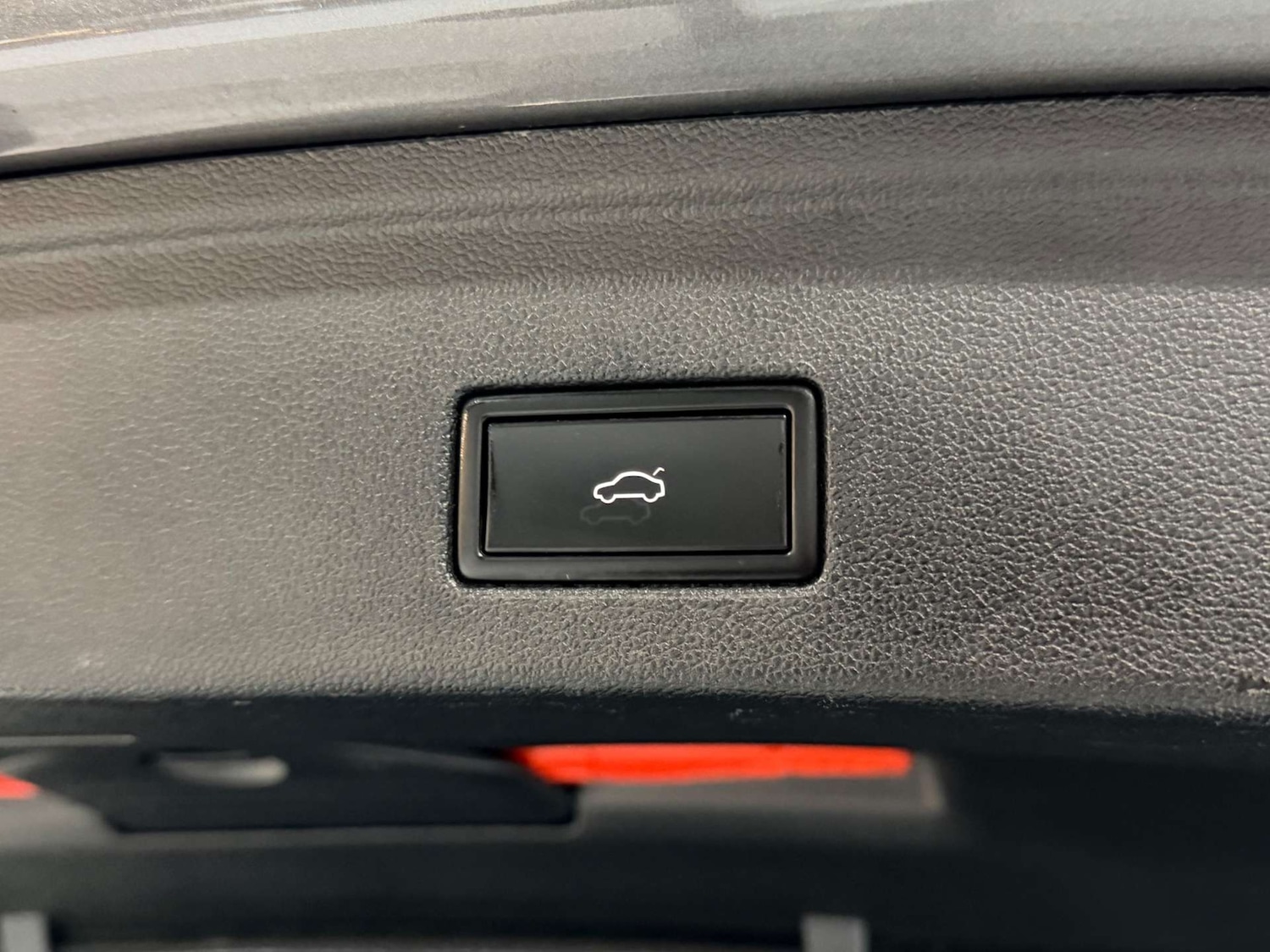 Used Volkswagen Touareg 2019 for sale - 77678679: Photo 73