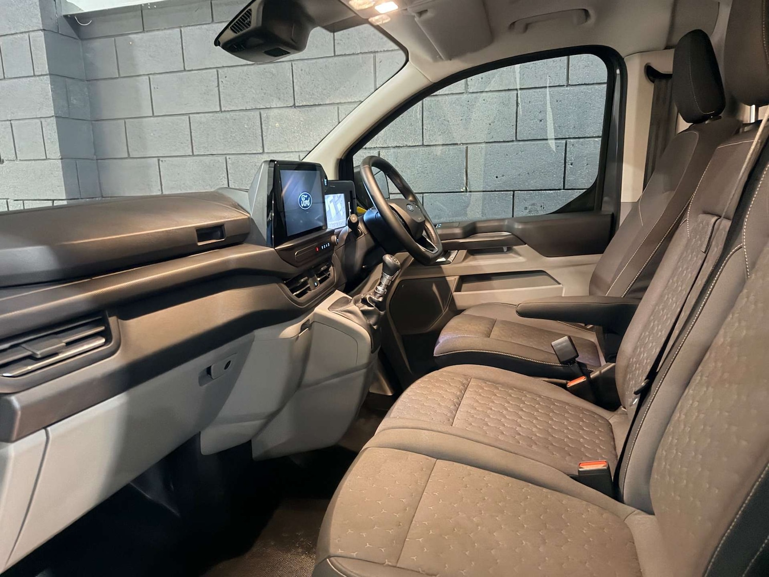 Used Ford Transit Custom 2024 for sale - 77544993: Photo 4