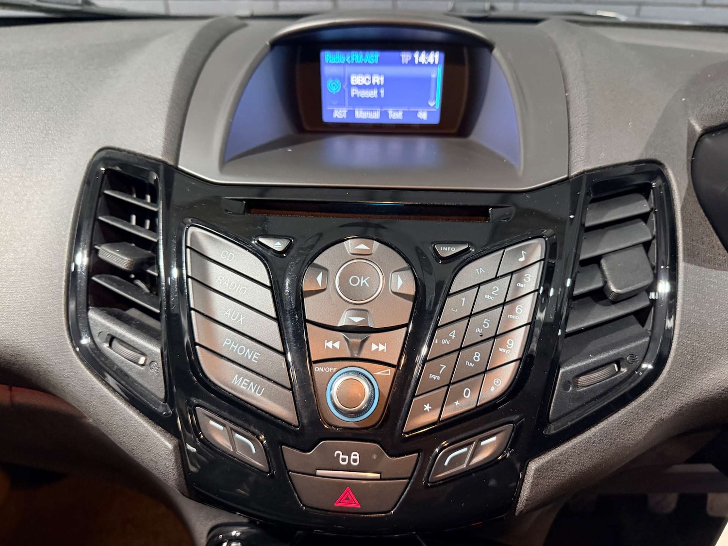 Used Ford Fiesta 2016 for sale - 77765716: Photo 3