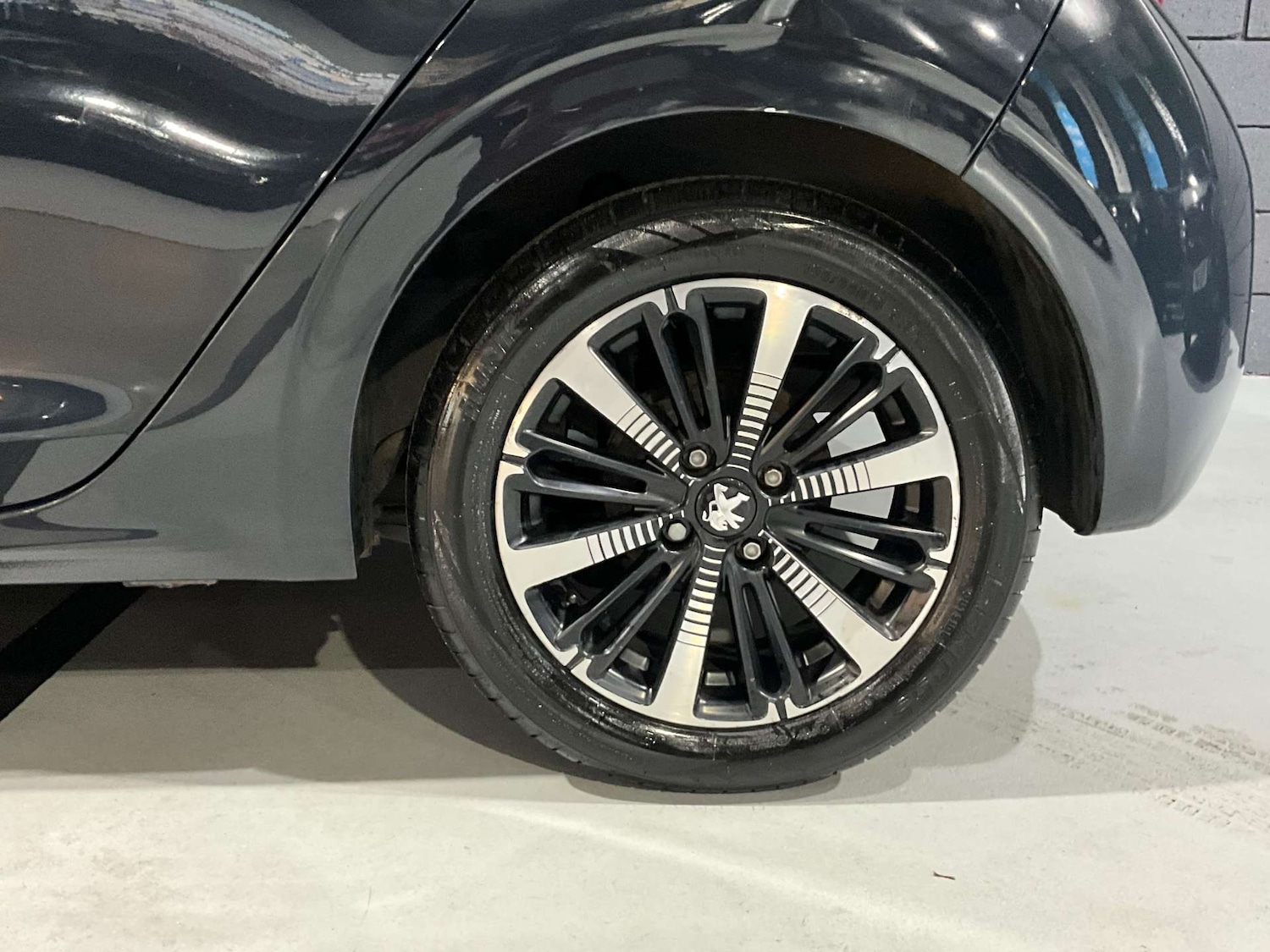 Used Peugeot 208 2019 for sale - 77920811: Photo 24