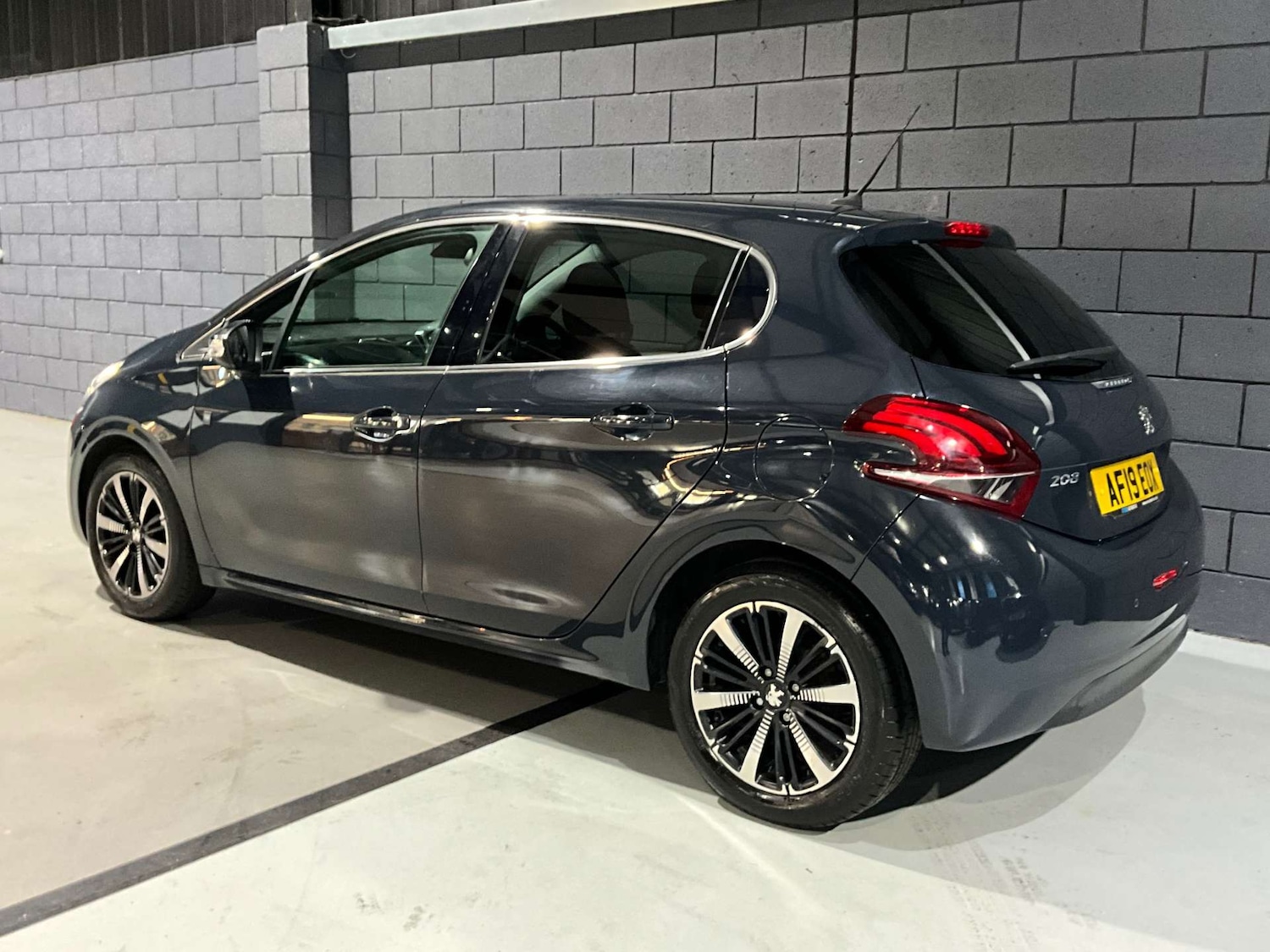 Used Peugeot 208 2019 for sale - 77920811: Photo 31