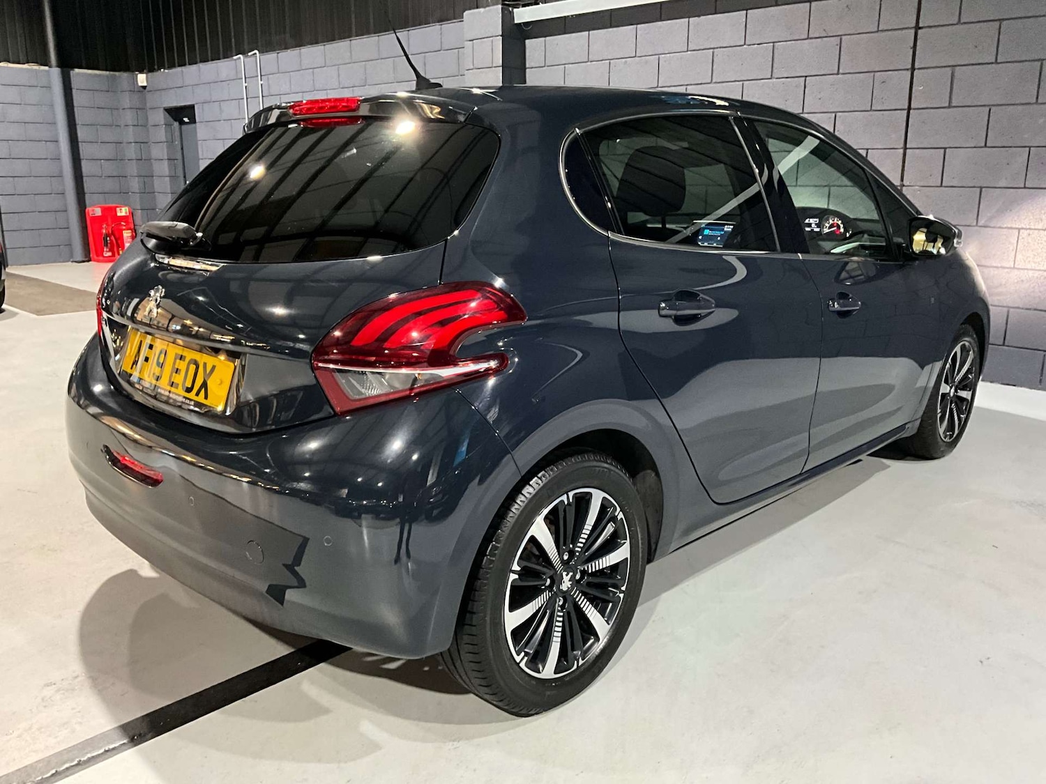 Used Peugeot 208 2019 for sale - 77920811: Photo 43