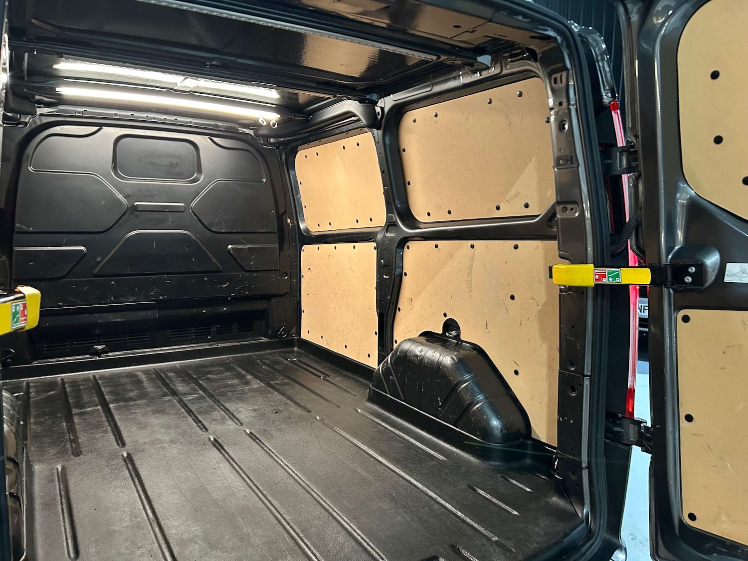 Used Ford Transit Custom 2023 for sale - 77617075: Photo 26